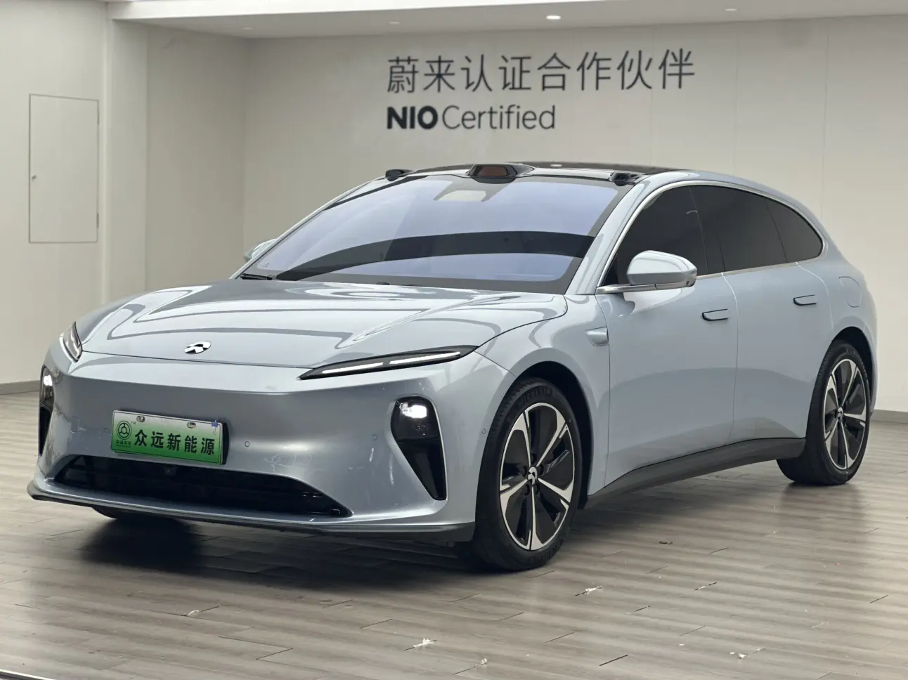 NIO ET5T  из Китая