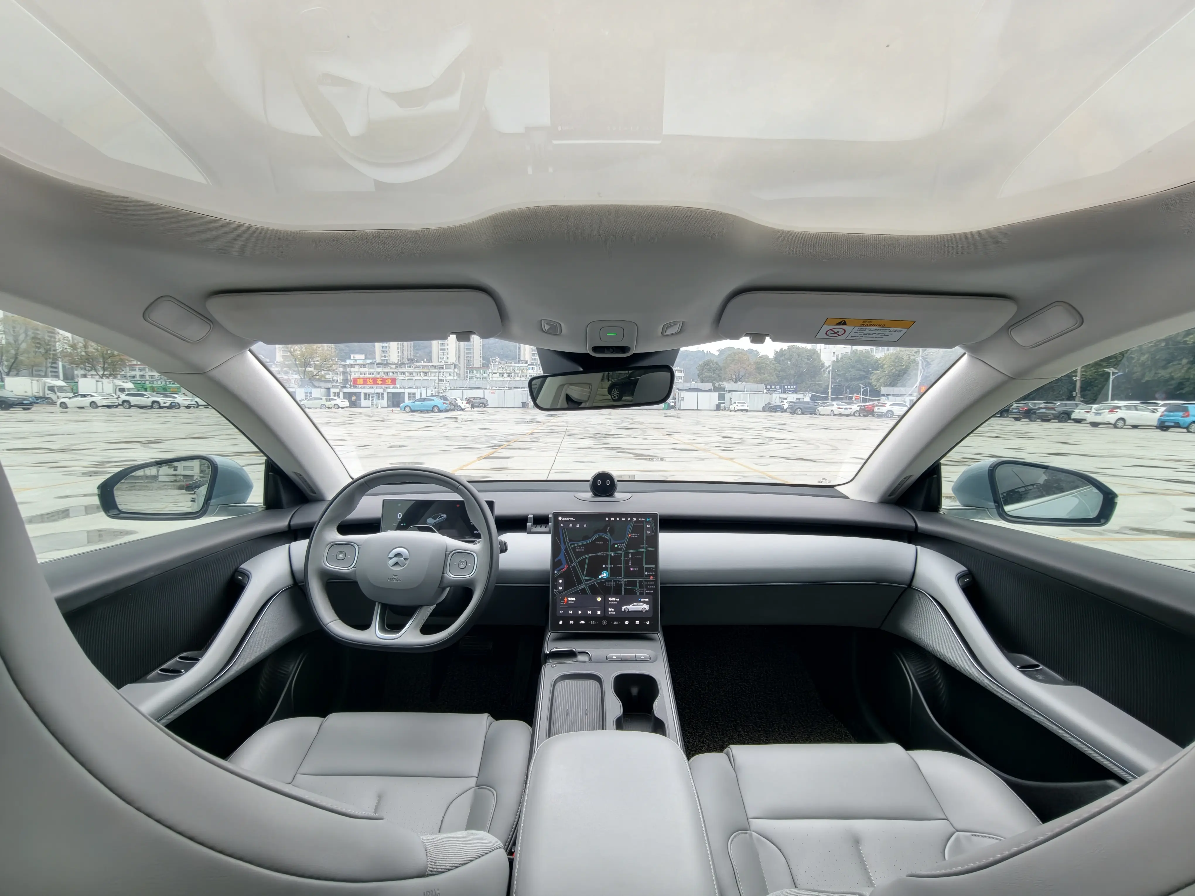 NIO ET5  из Китая