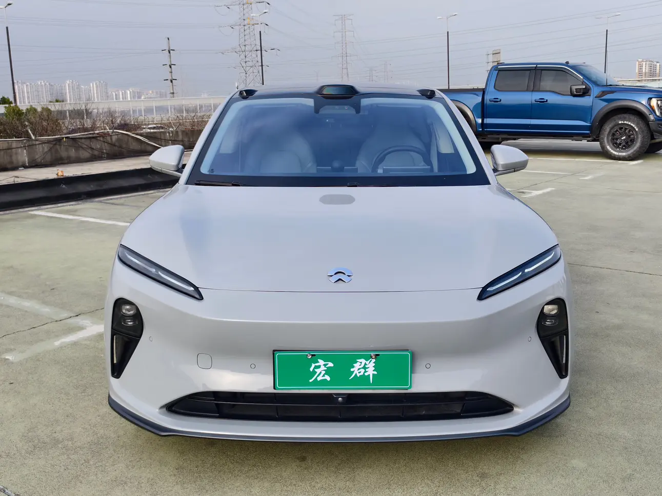 NIO ET5  из Китая