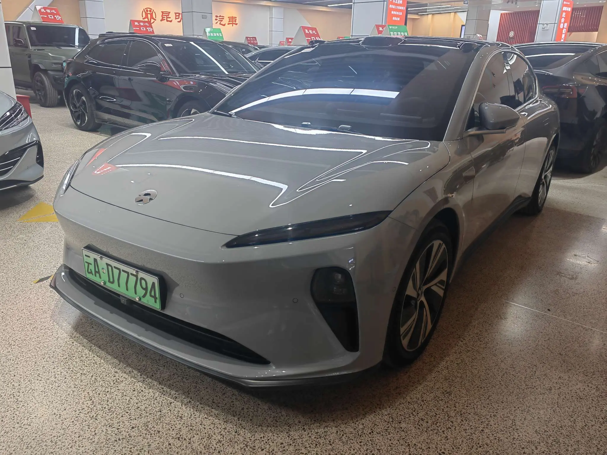 NIO ET5  из Китая