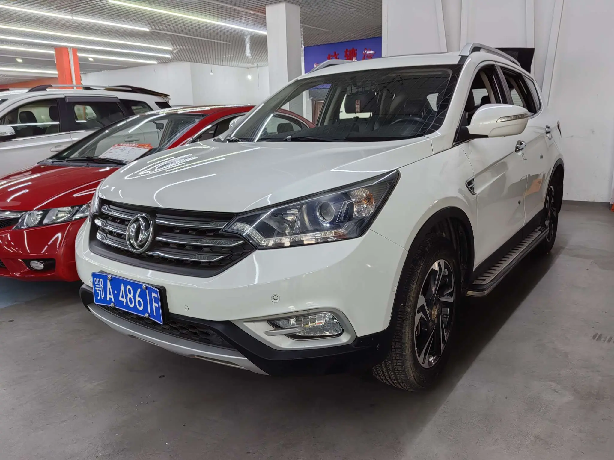 Dongfeng Fengshen AX7  из Китая
