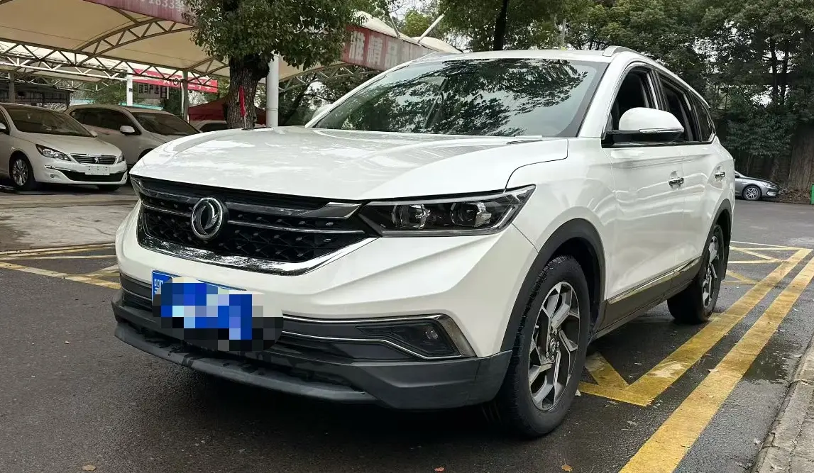 Dongfeng Fengshen AX7  из Китая