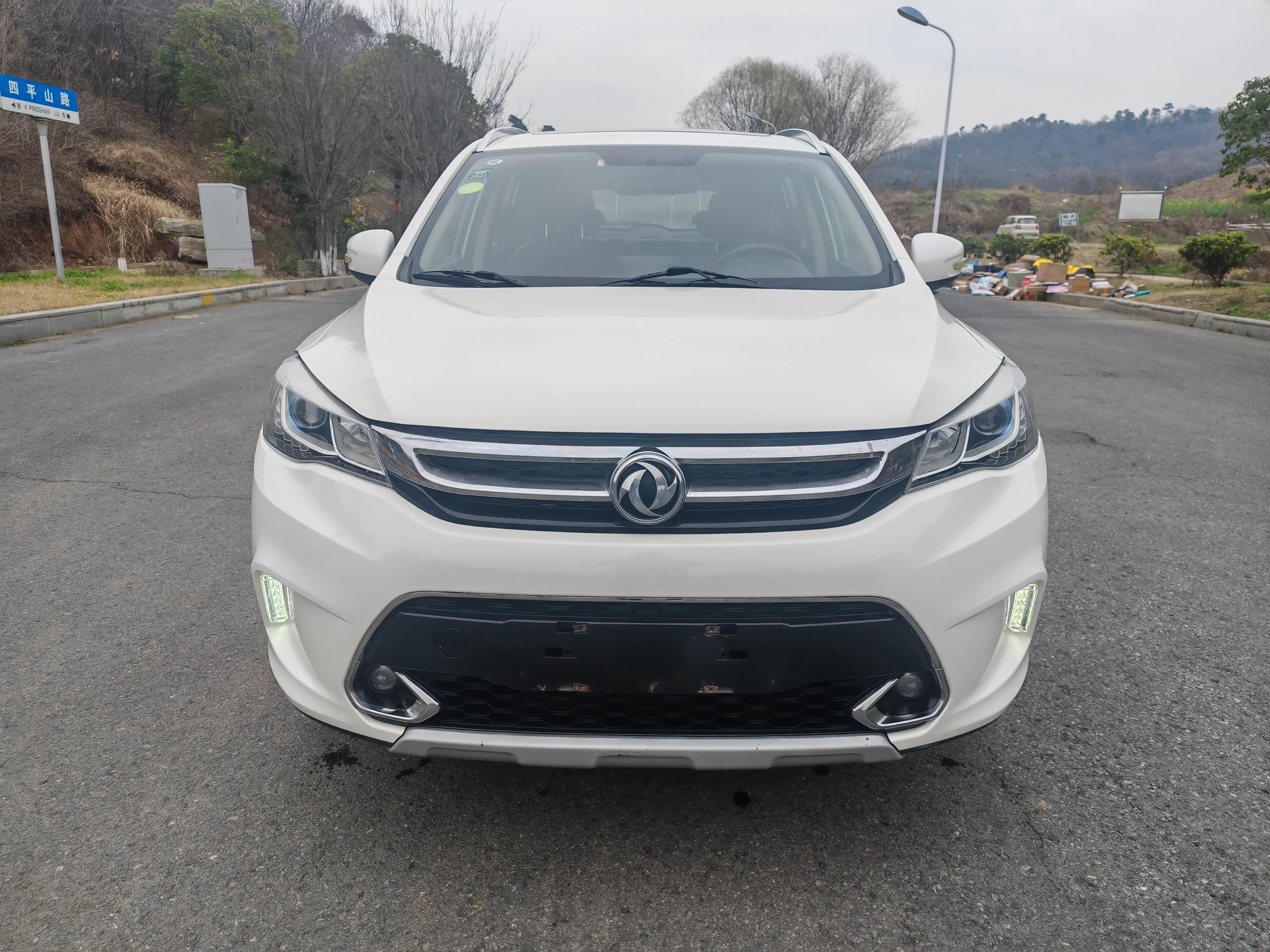 Dongfeng Fengshen AX5  из Китая