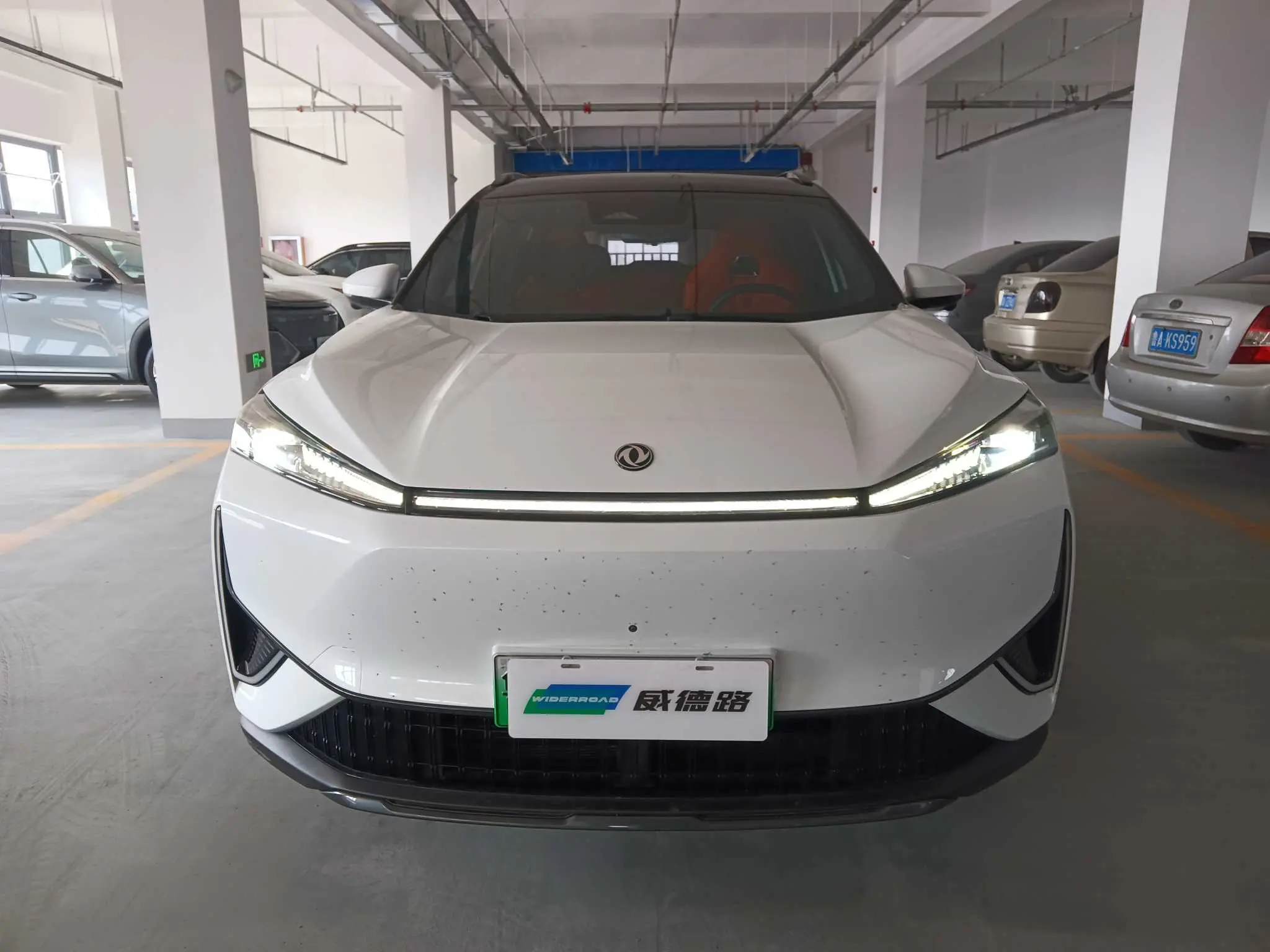 Dongfeng Fengshen L7 PHEV  из Китая