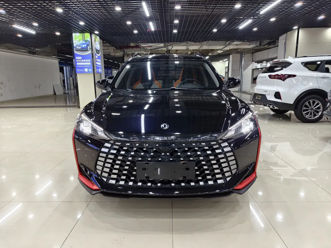 Dongfeng Yixuan GS  из Китая