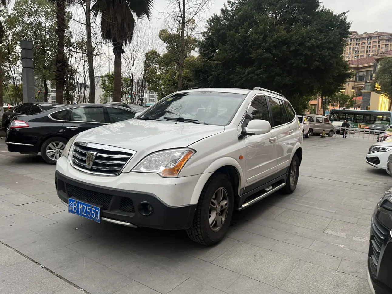 Roewe W5  из Китая