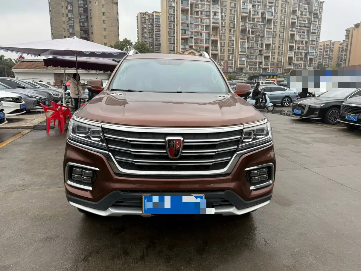Roewe RX8  из Китая