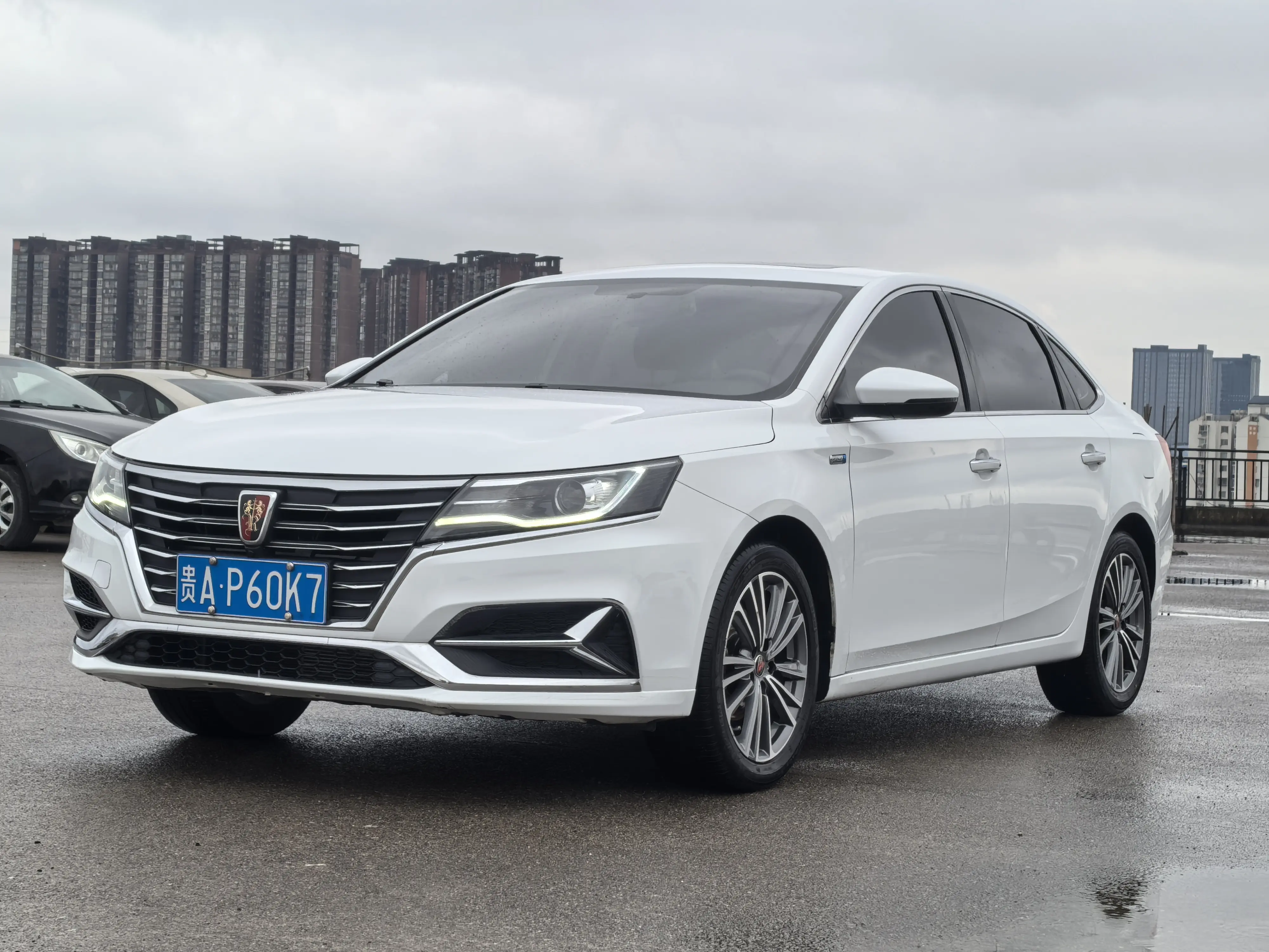 Roewe i6 Classic  из Китая