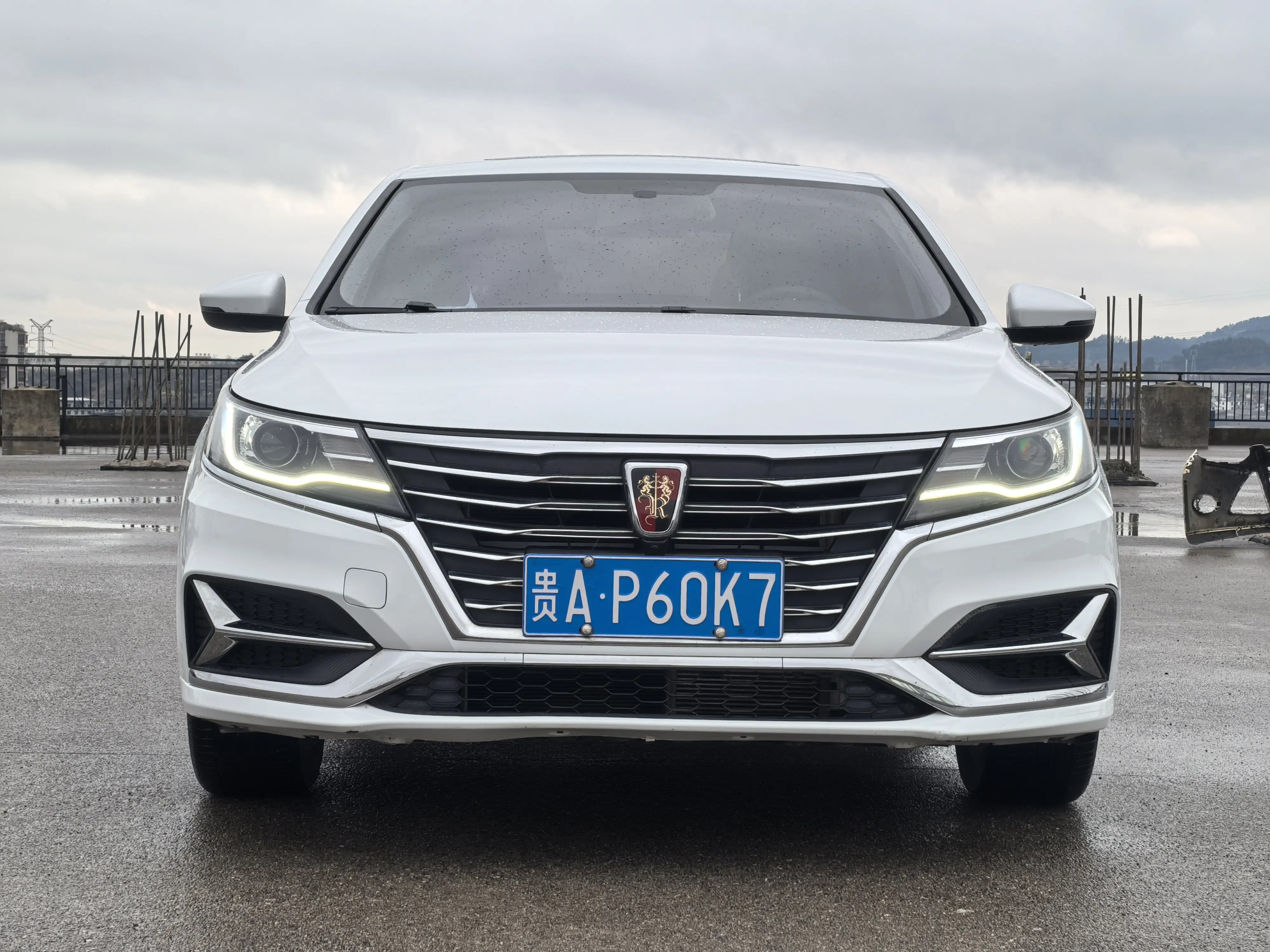 Roewe i6 Classic  из Китая