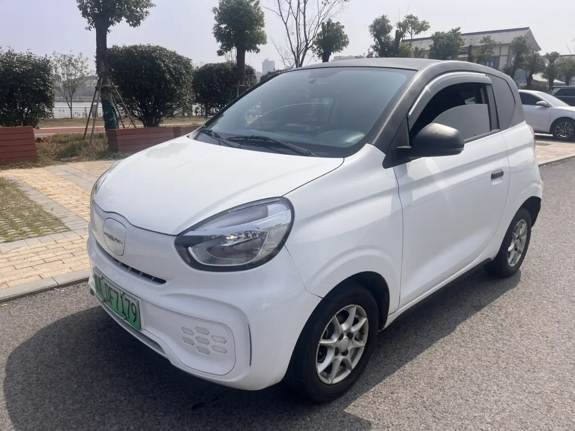 Roewe CLEVER  из Китая