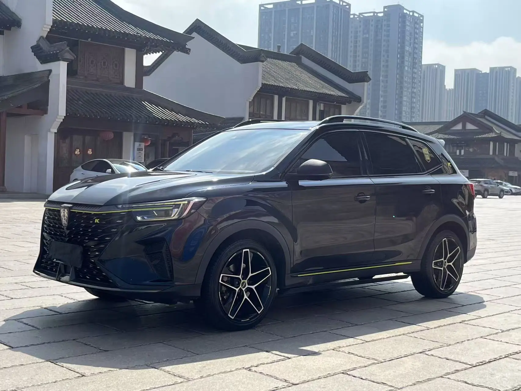 Roewe RX5  из Китая