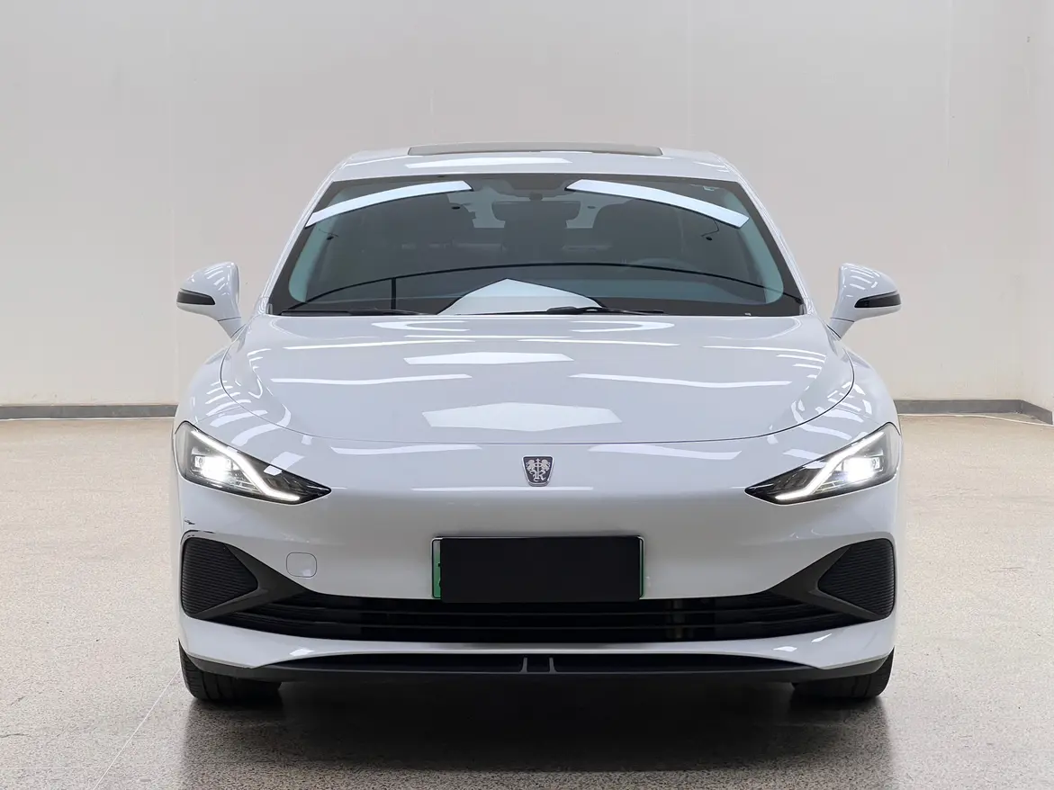 Roewe D7 DMH  из Китая