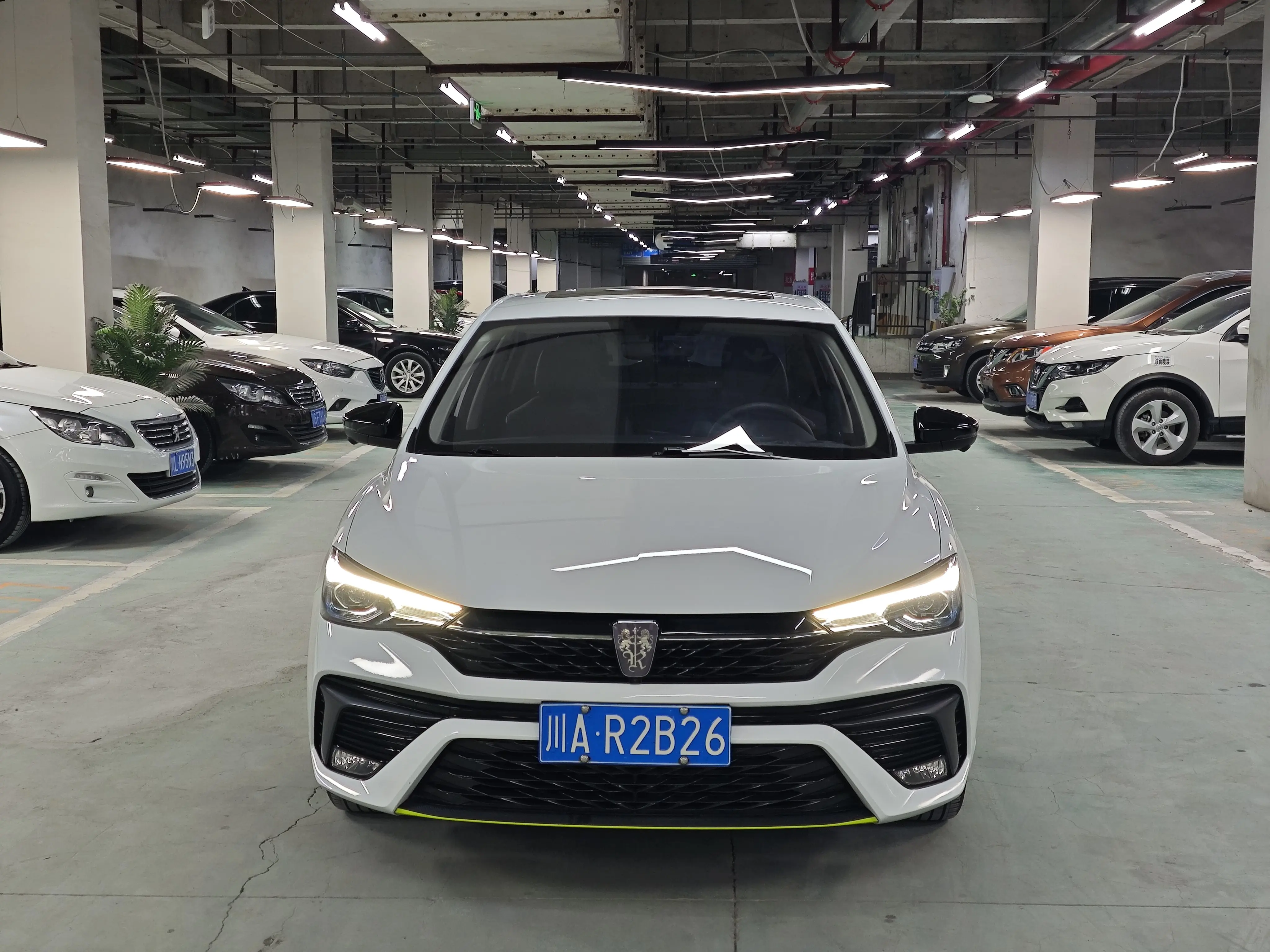 Roewe i5  из Китая