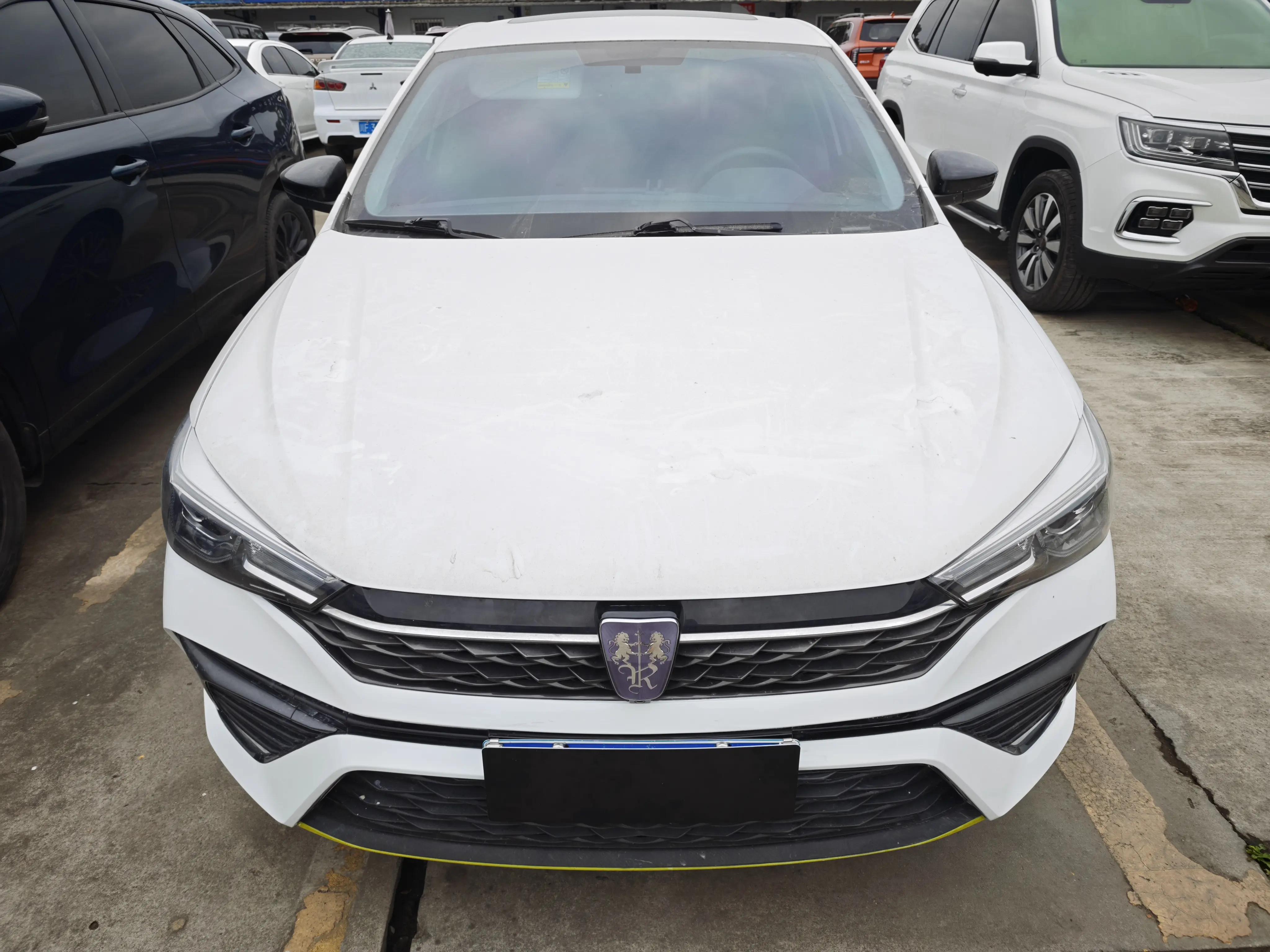 Roewe i5  из Китая