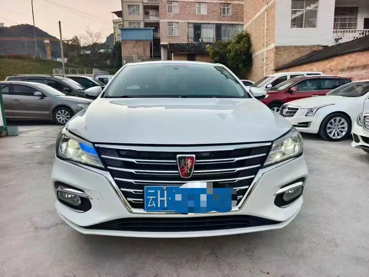 Roewe i5  из Китая