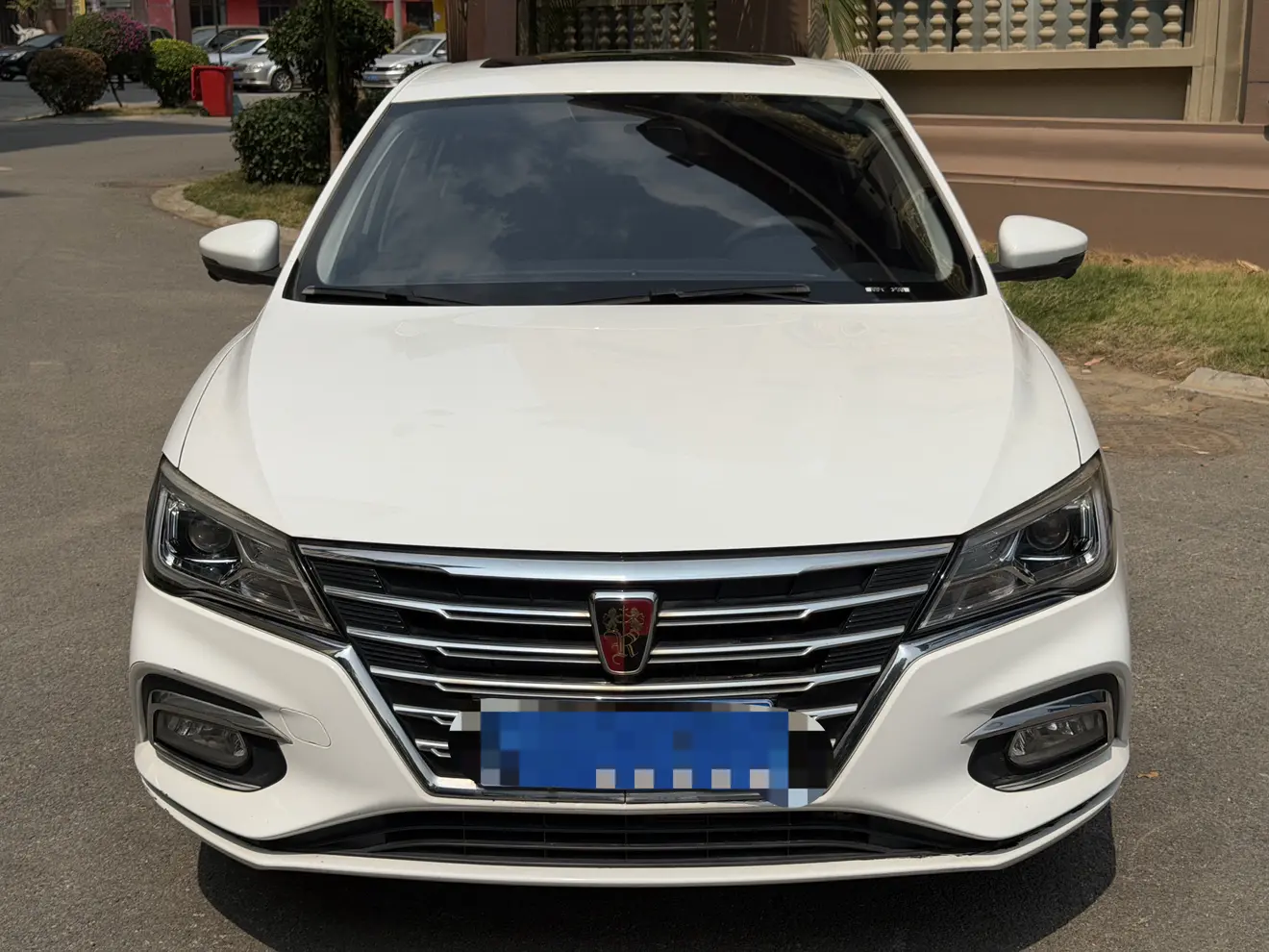 Roewe i5  из Китая