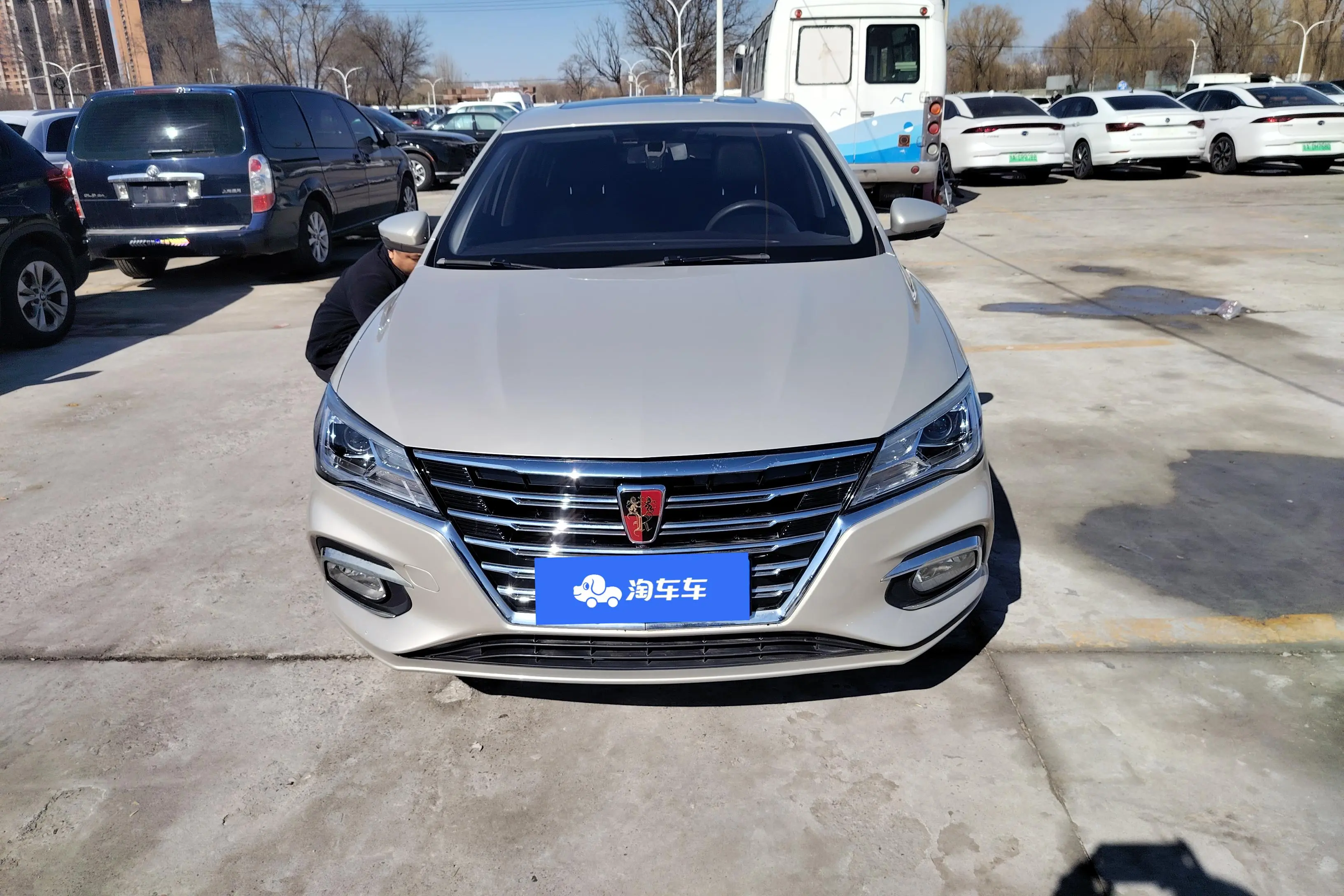 Roewe i5  из Китая