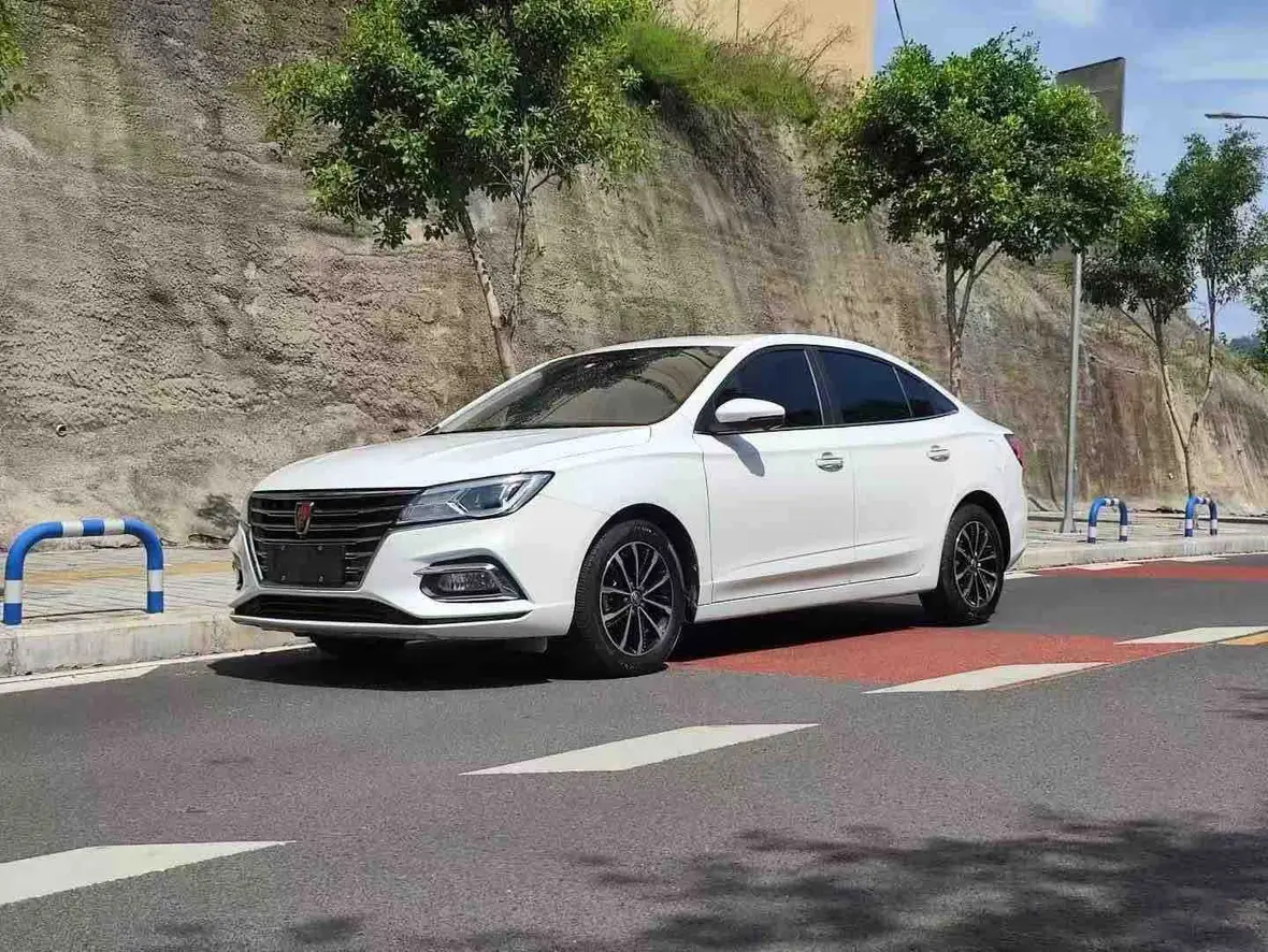 Roewe i5  из Китая