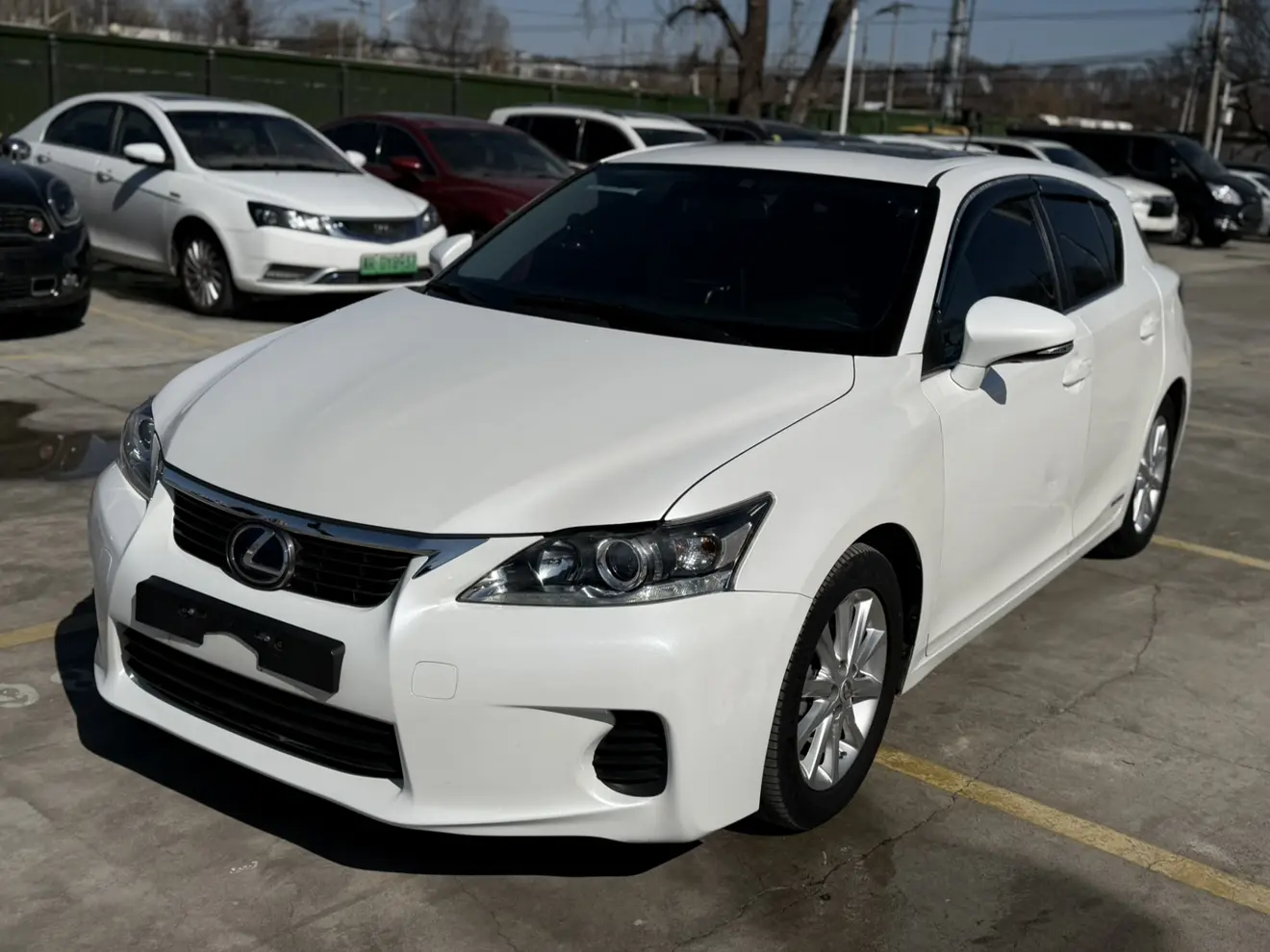 Lexus CT  из Китая