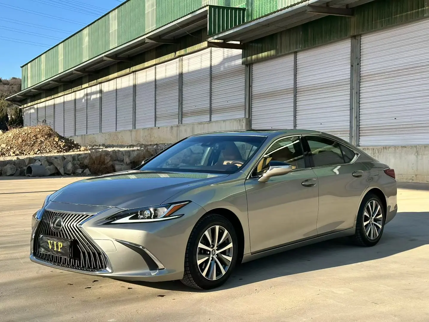 Lexus ES