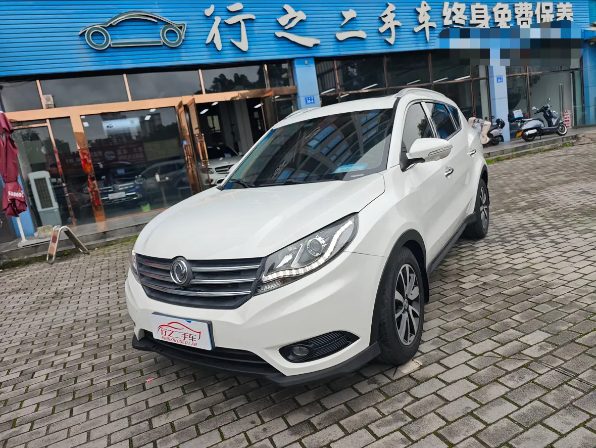 Dongfeng Fengon 580  из Китая