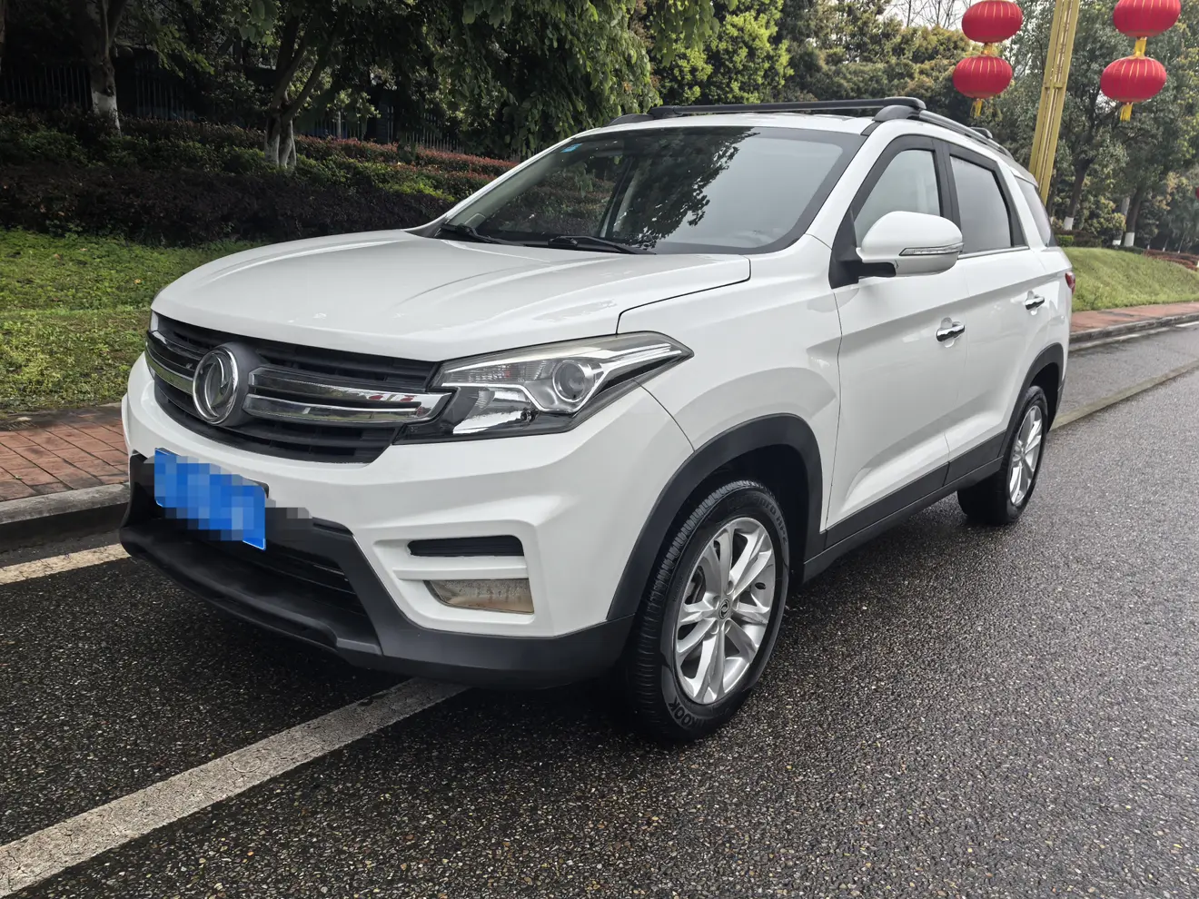 Dongfeng Scenery S560  из Китая
