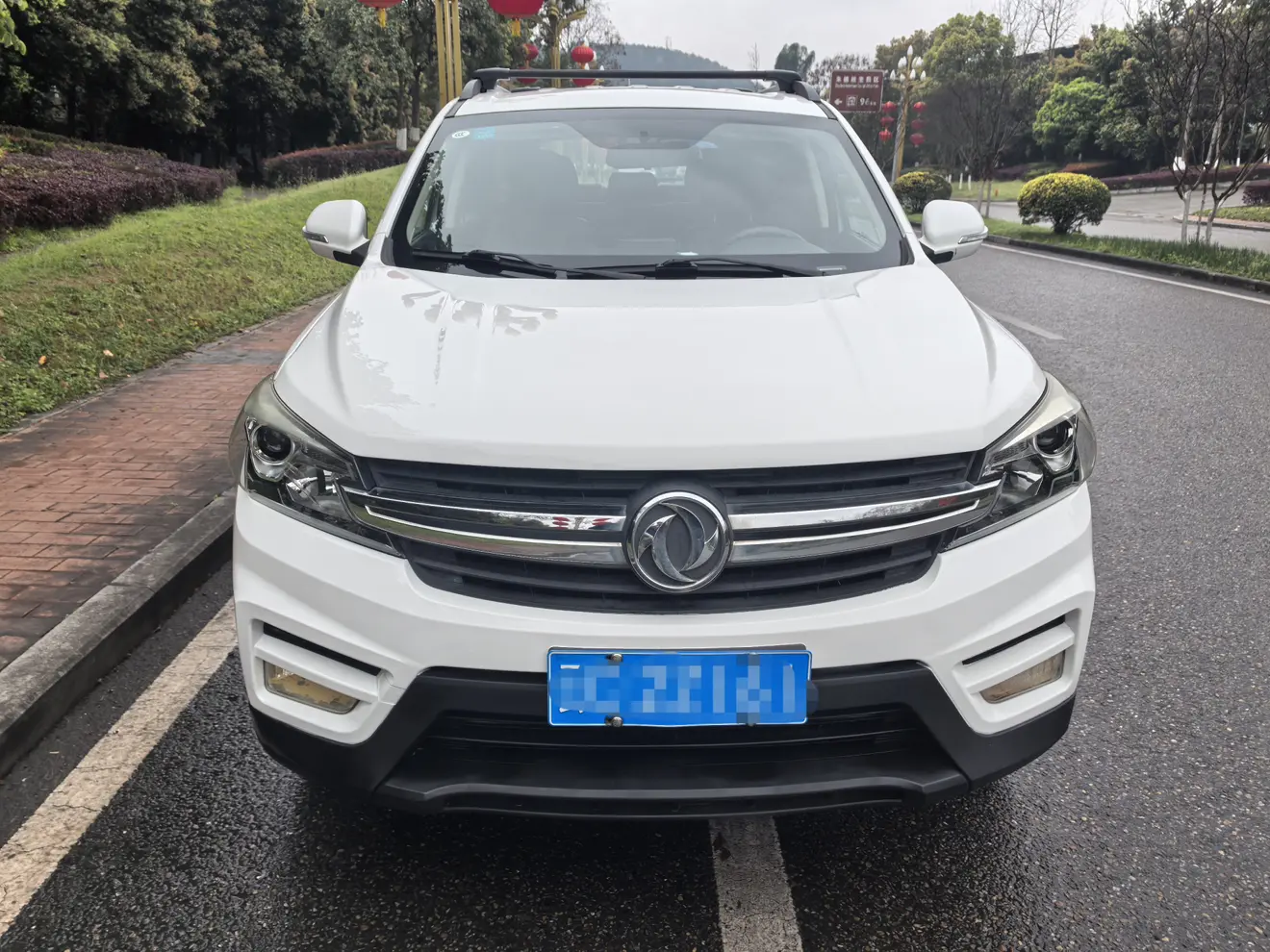 Dongfeng Scenery S560  из Китая