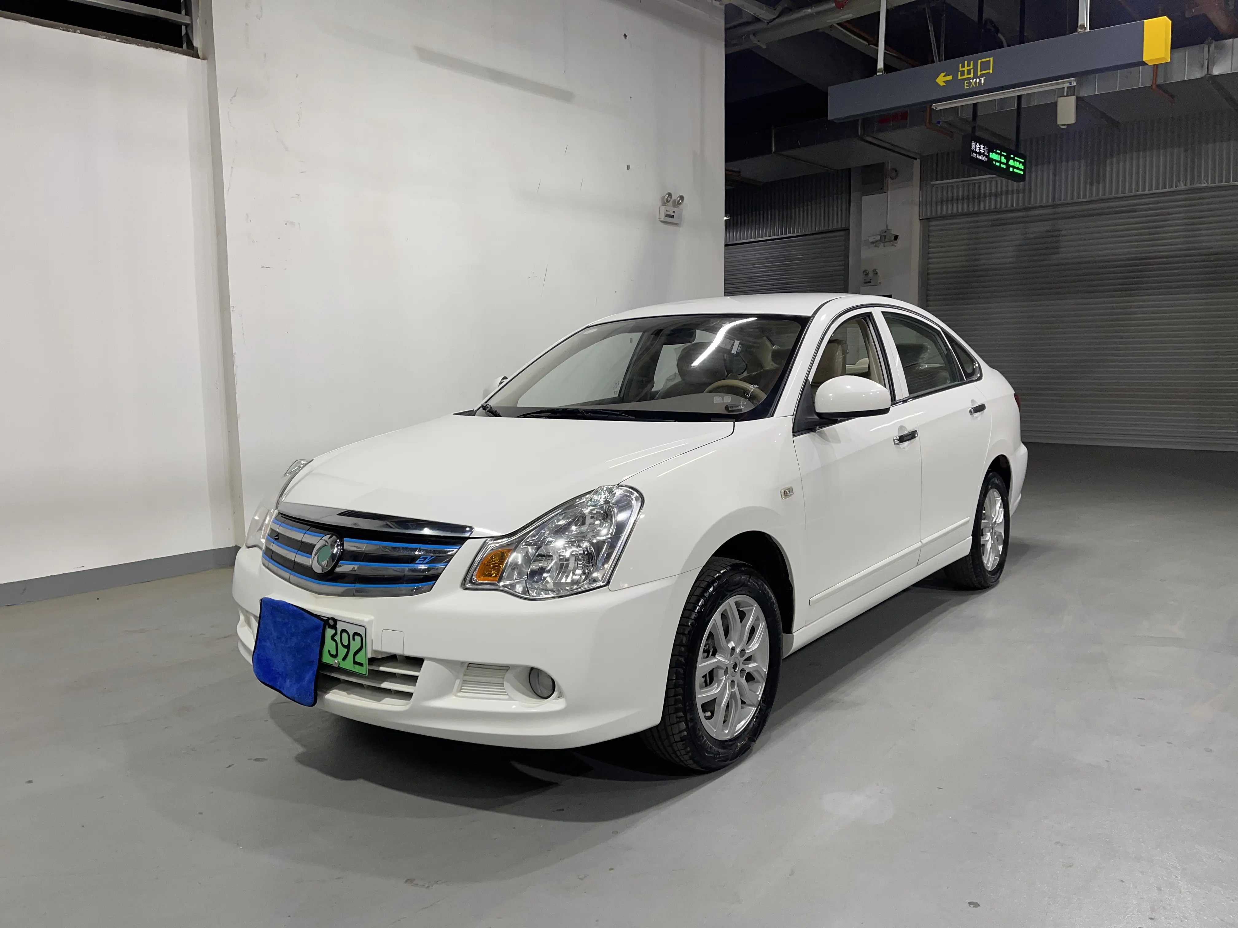 Dongfeng Junfeng E11K  из Китая