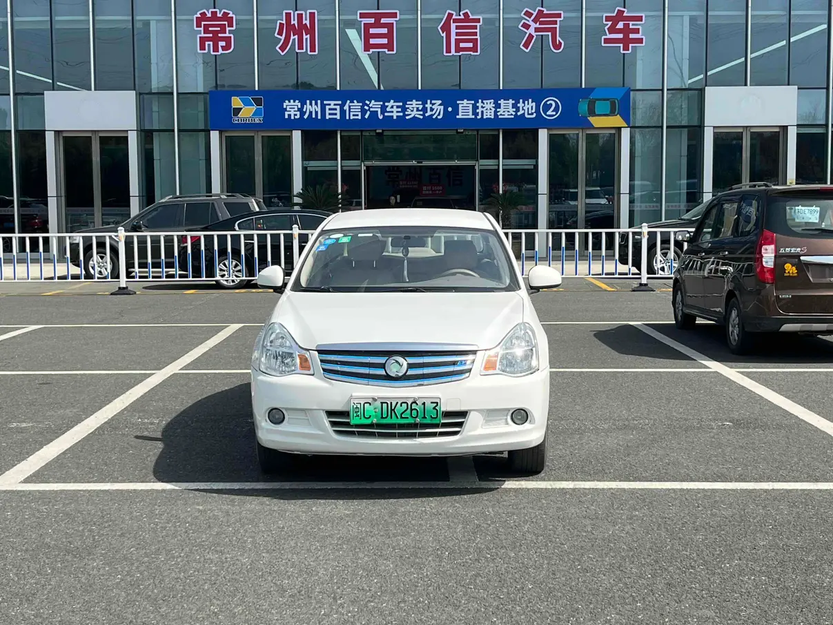Dongfeng Junfeng E11K  из Китая