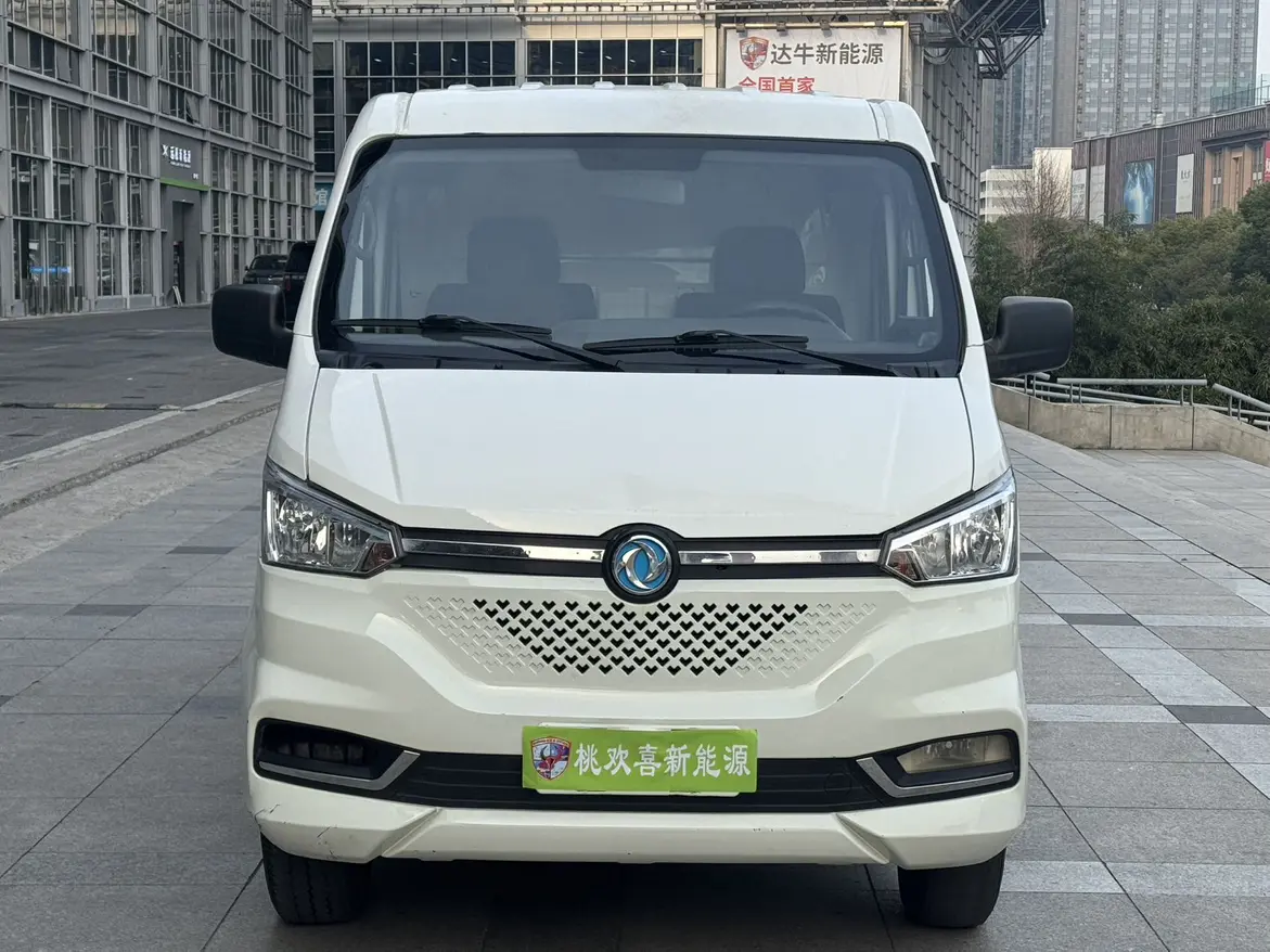 Dongfeng Yufeng EM26  из Китая