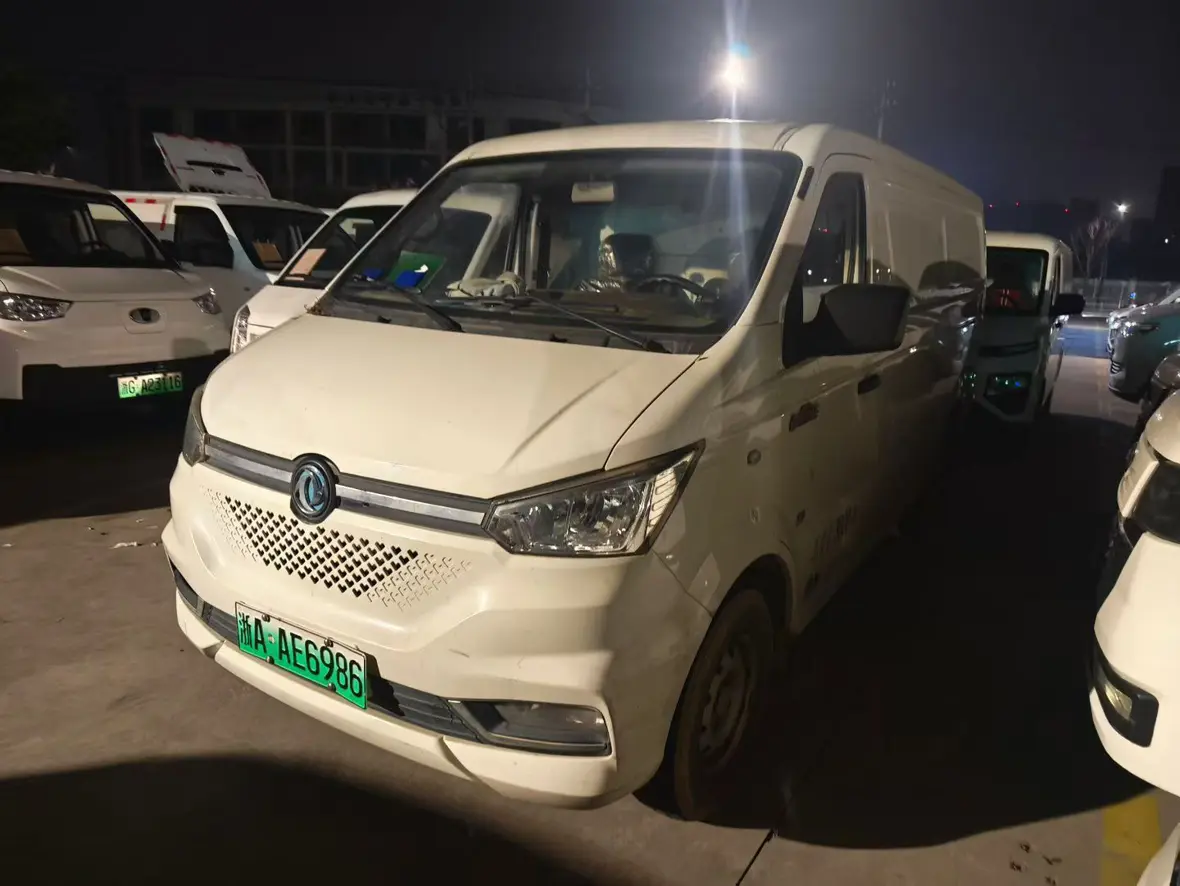 Dongfeng Yufeng EM26  из Китая