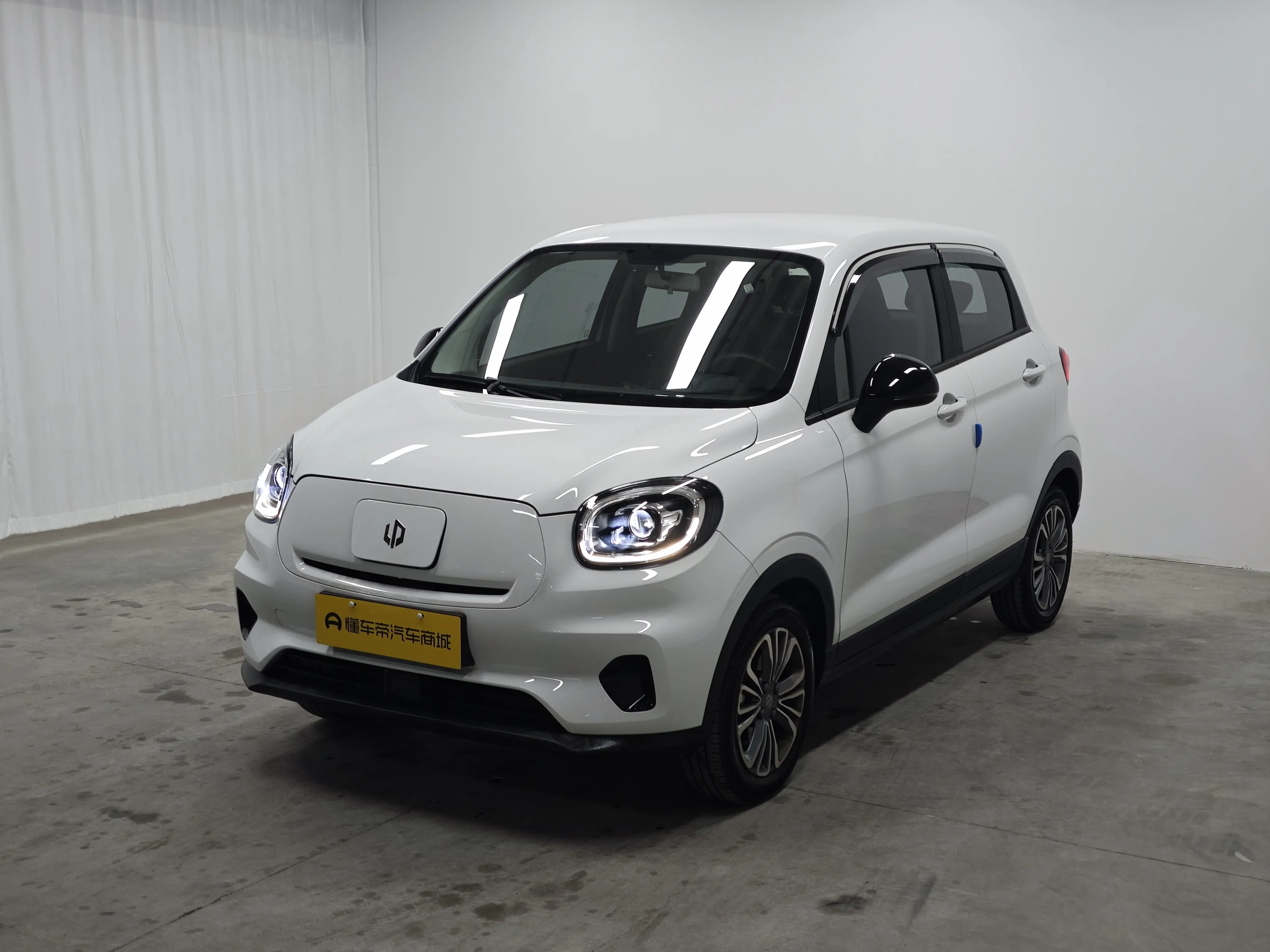 Leapmotor Zero running T03  из Китая