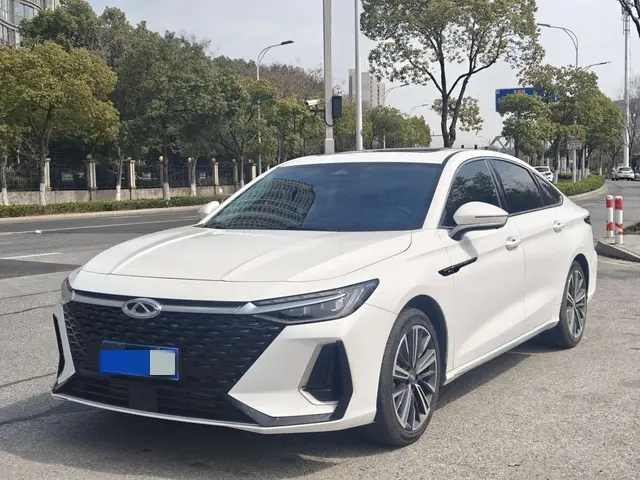 Chery Arrizo 8  из Китая