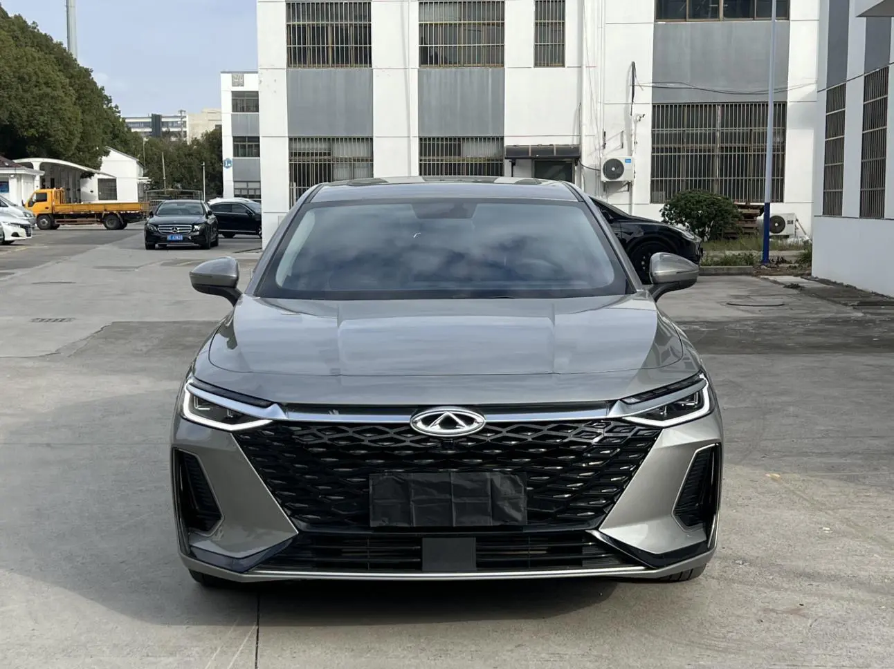 Chery Arrizo 8  из Китая