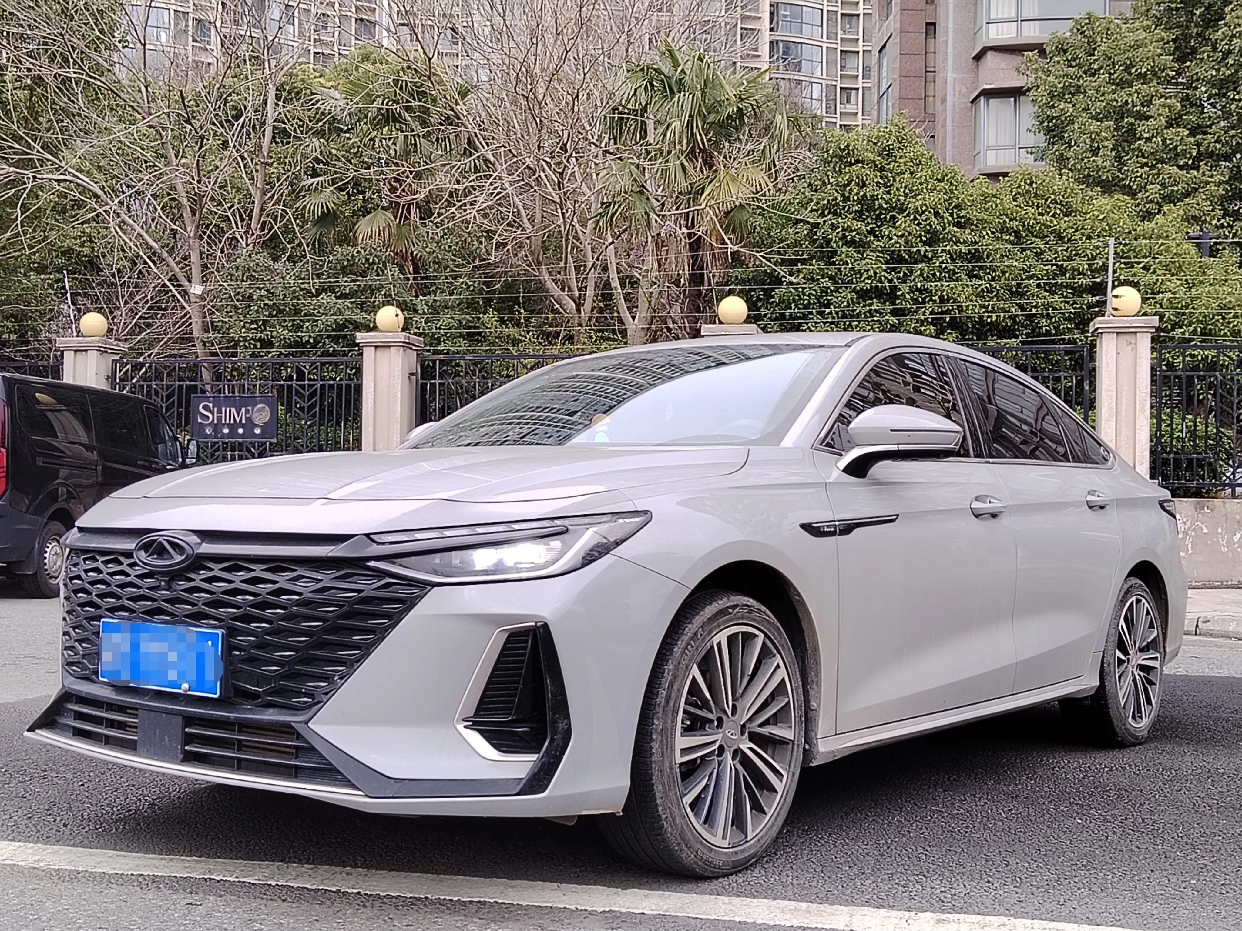 Chery Arrizo 8  из Китая