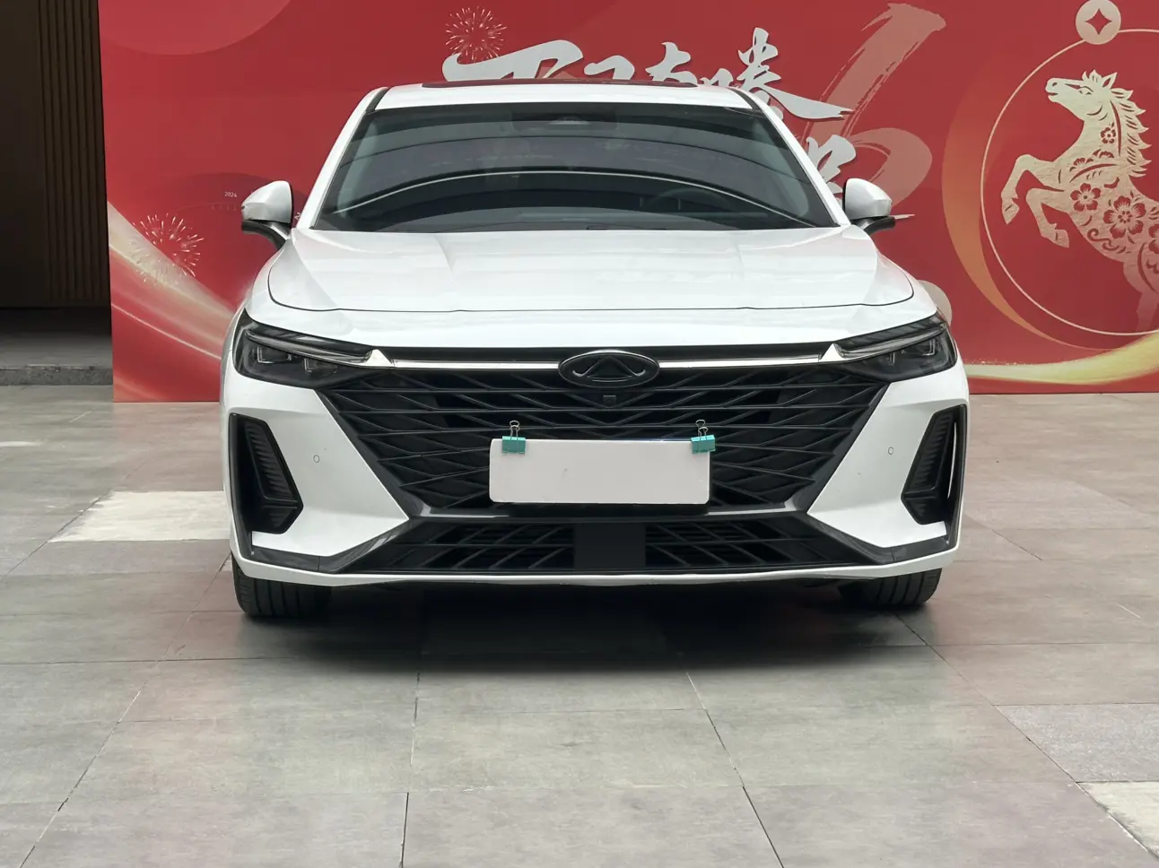 Chery Arrizo 8  из Китая