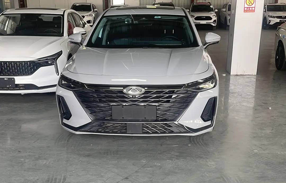 Chery Arrizo 8  из Китая