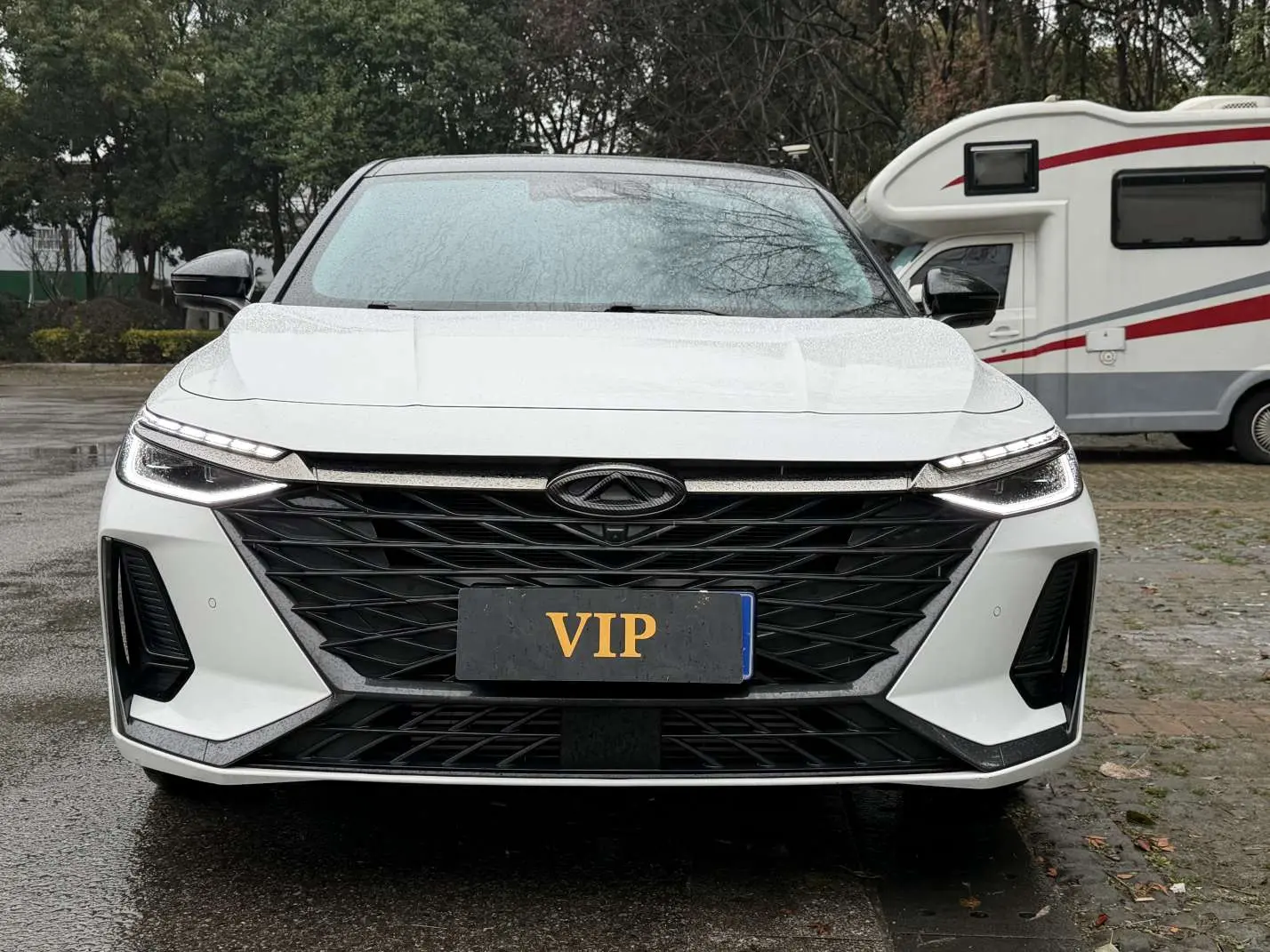 Chery Arrizo 8  из Китая