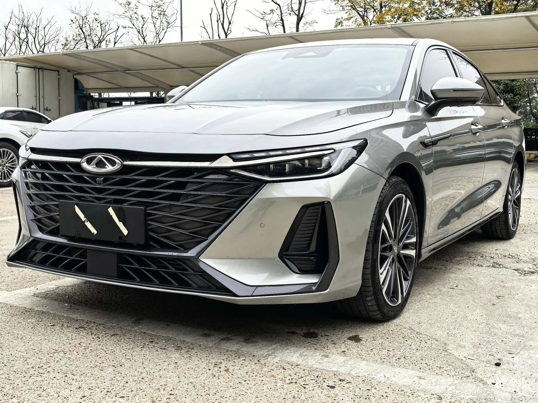 Chery Arrizo 8  из Китая