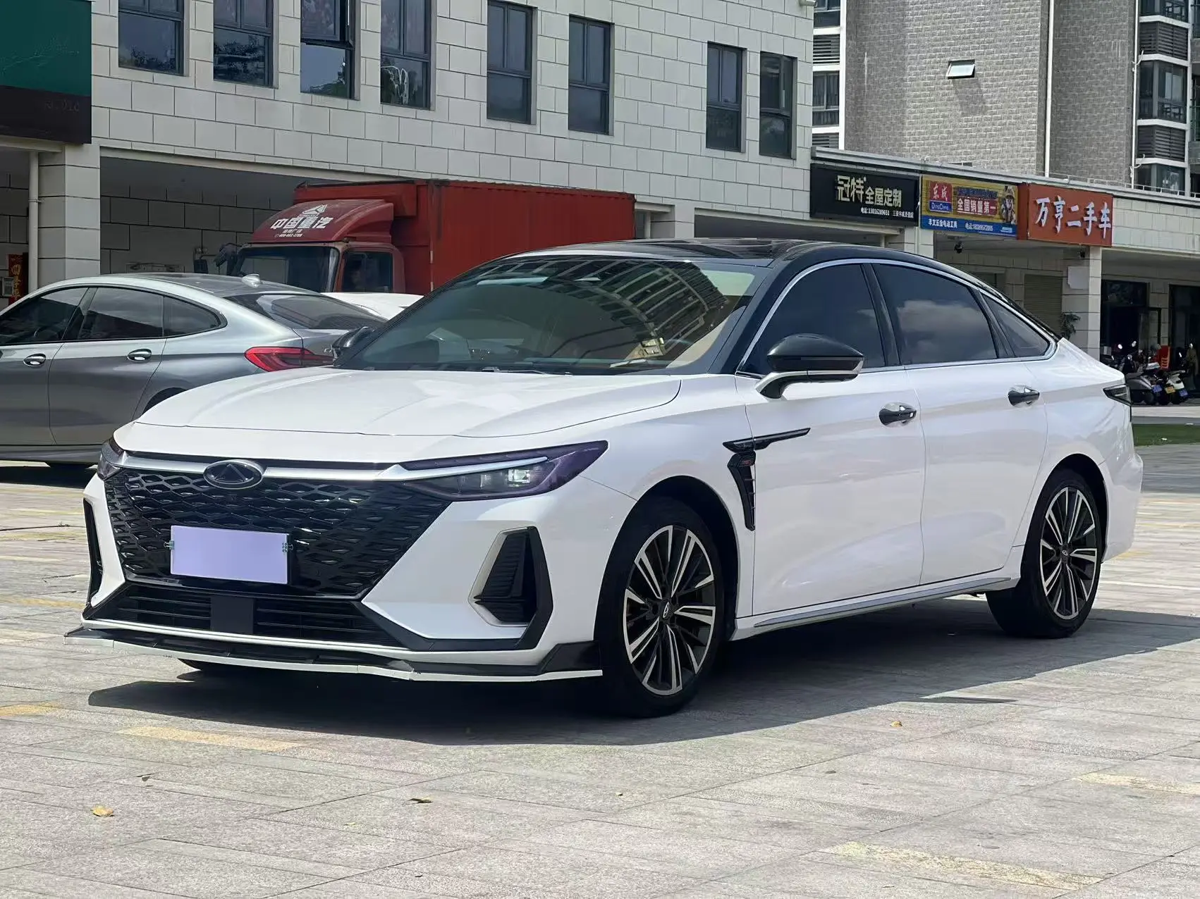 Chery Arrizo 8  из Китая