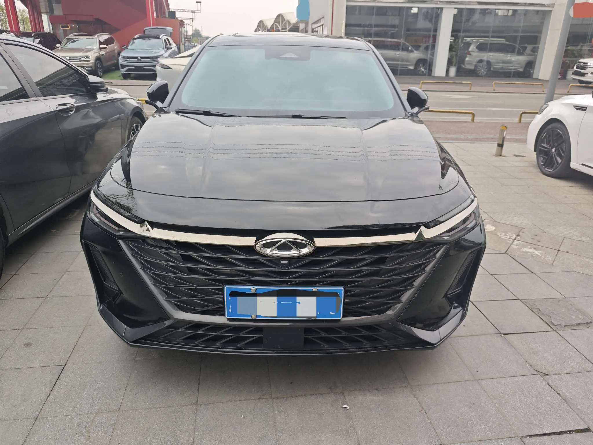 Chery Arrizo 8  из Китая