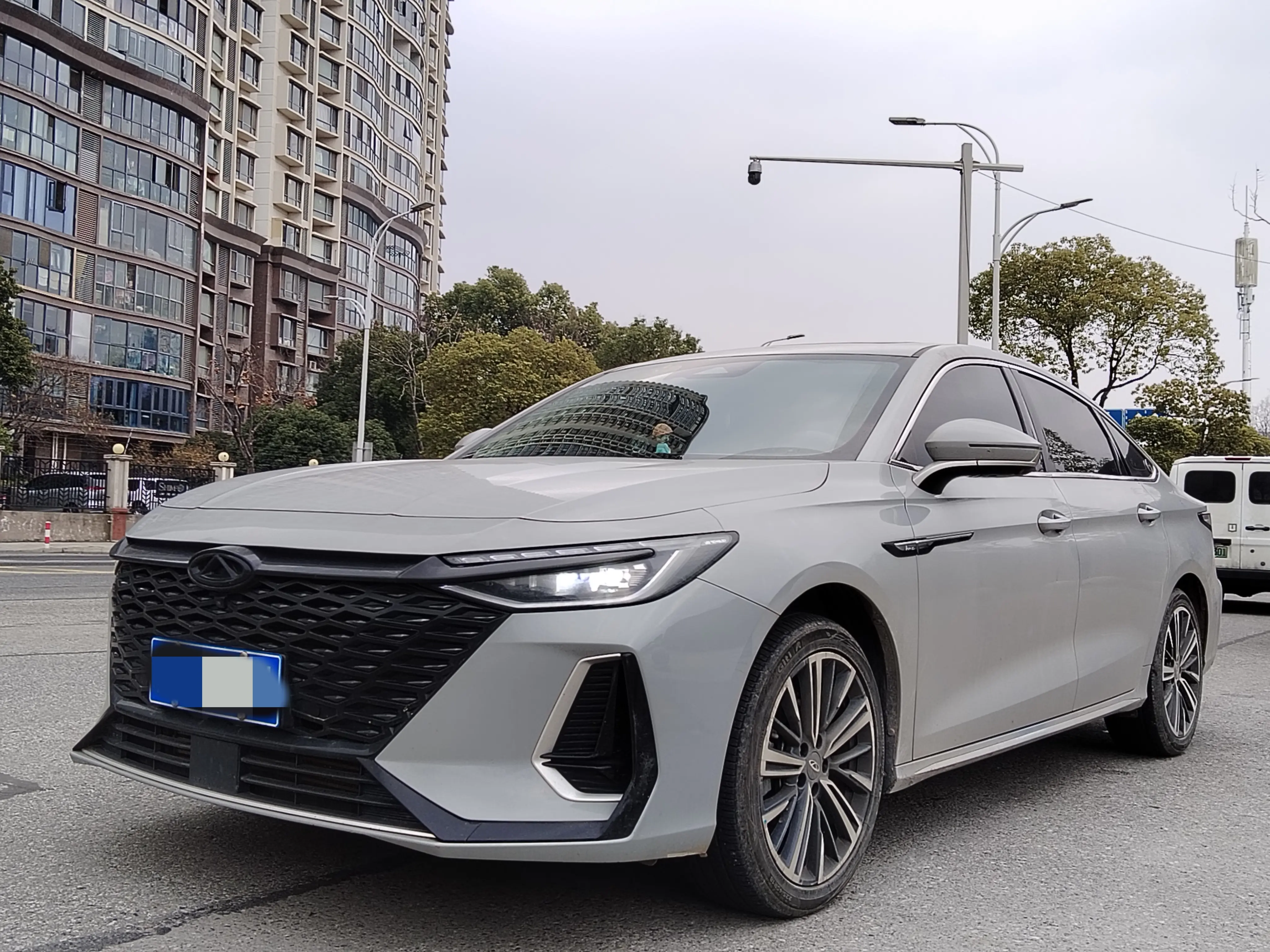 Chery Arrizo 8  из Китая