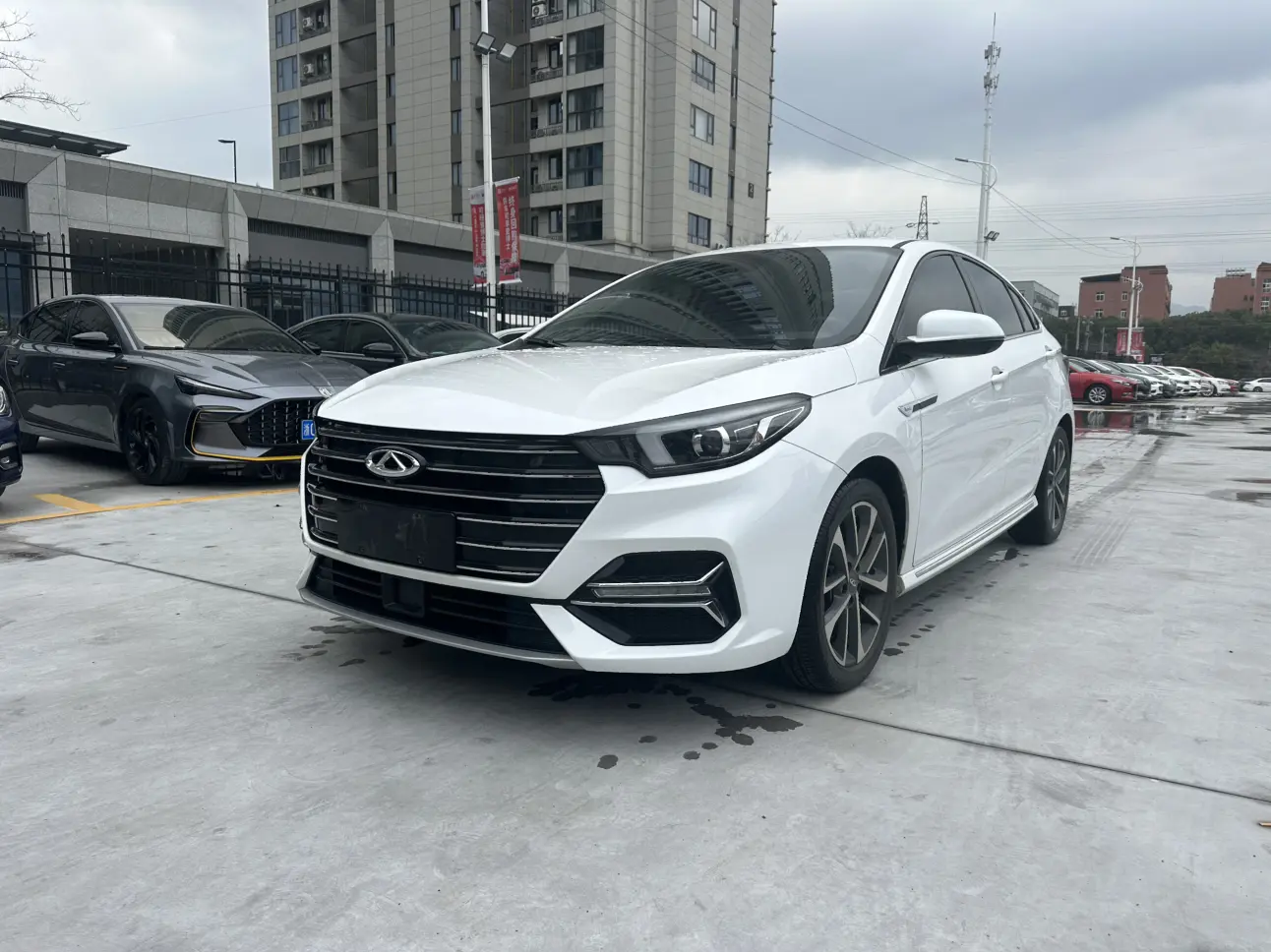 Omoda S5  из Китая