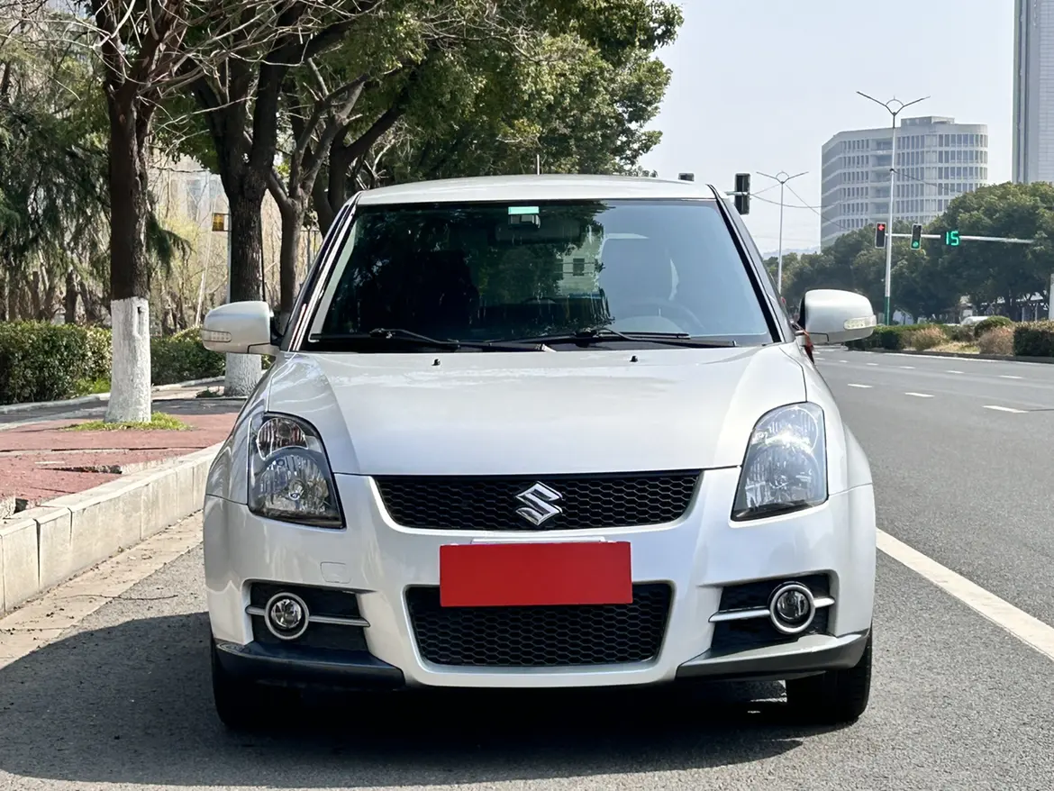 Suzuki Swift  из Китая