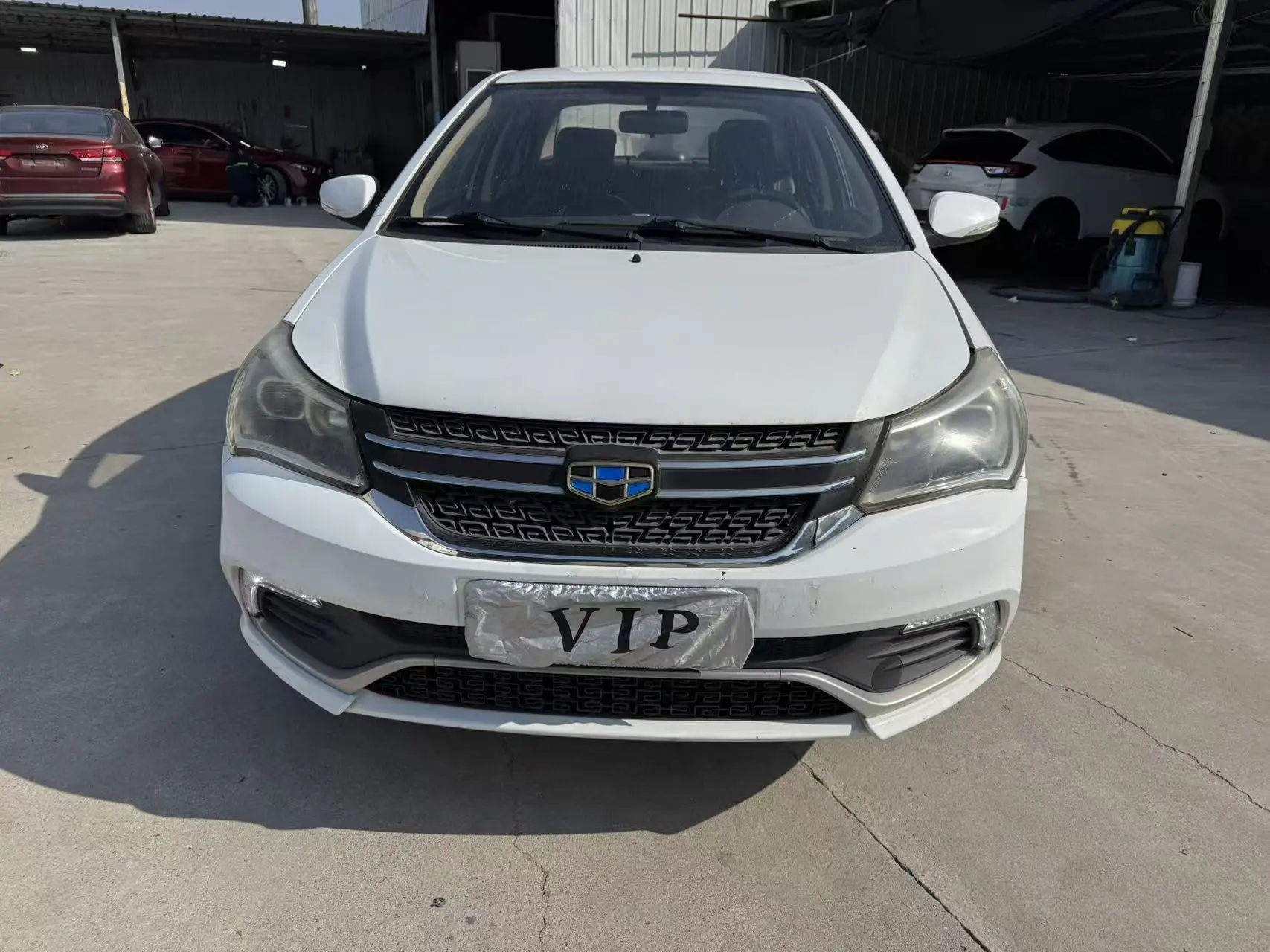 Geely King Kong  из Китая