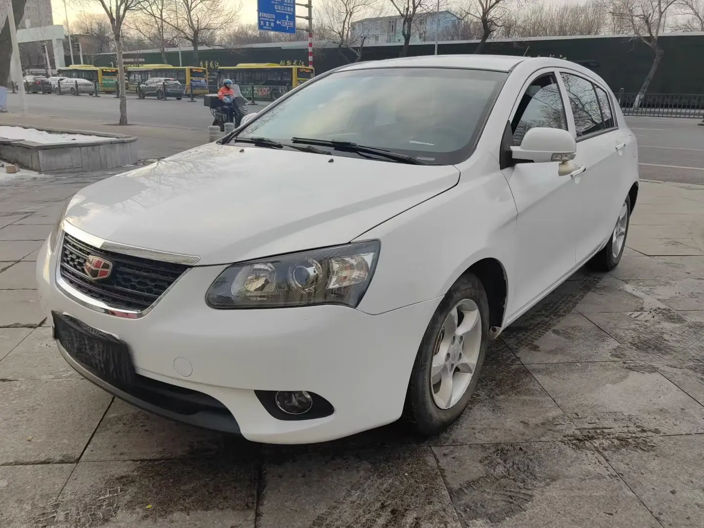 Geely Classic Emgrand  из Китая