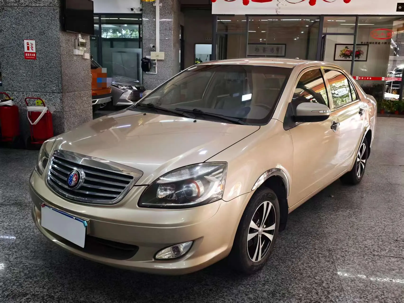 Geely Sea view  из Китая