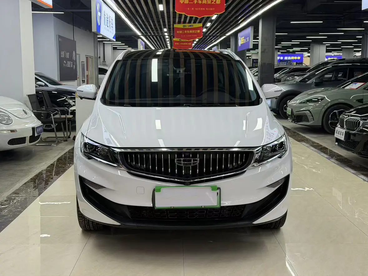Geely Jiaji PHEV  из Китая