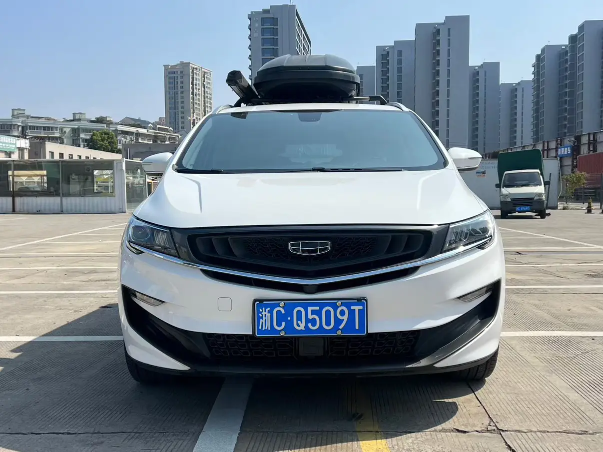 Geely Jiaji  из Китая