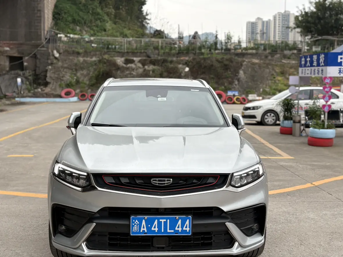 Geely Tugella (Xingyue)  из Китая